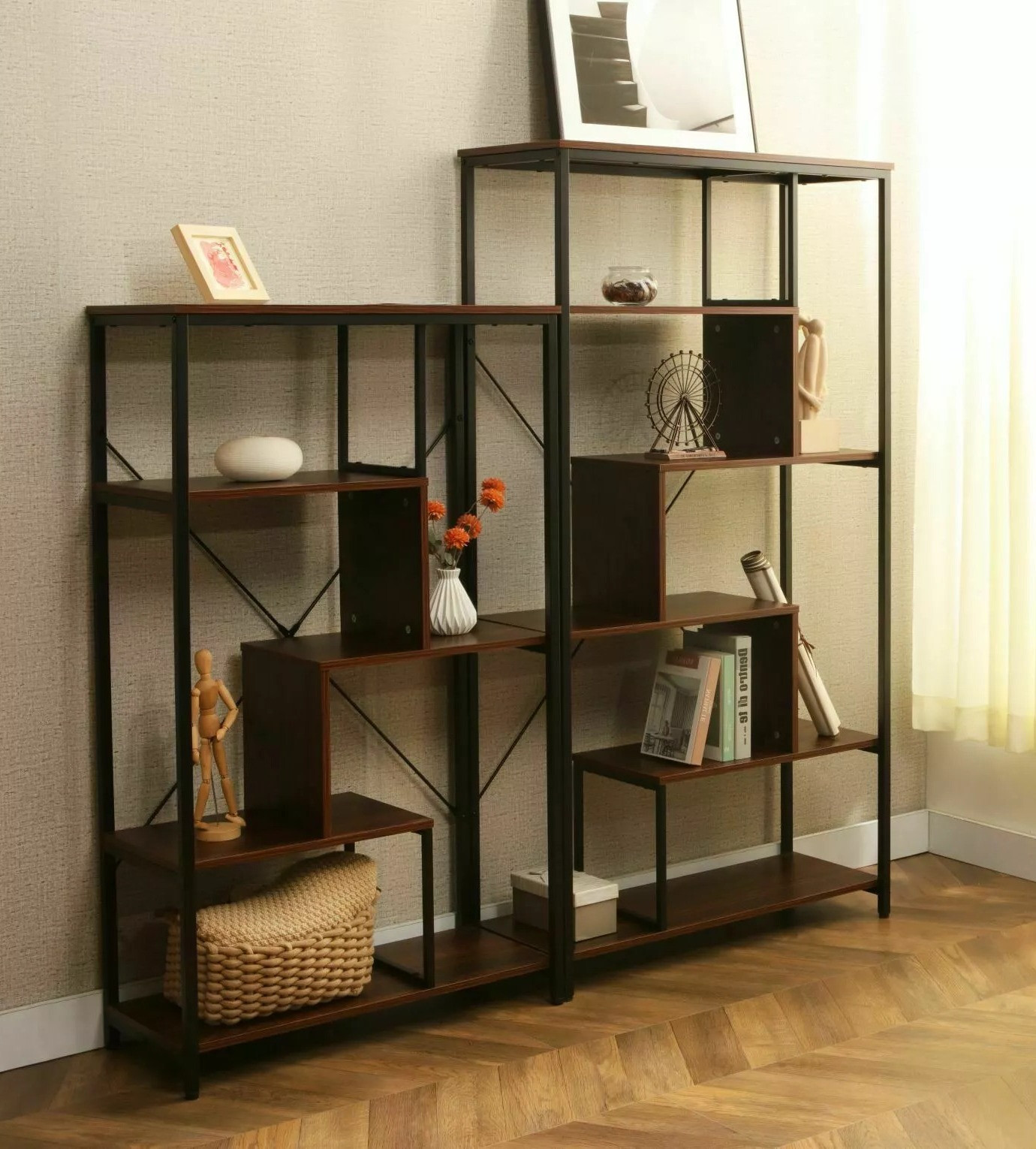 Lentyna Detroit 234 (Graikinis riešutas + Juoda)