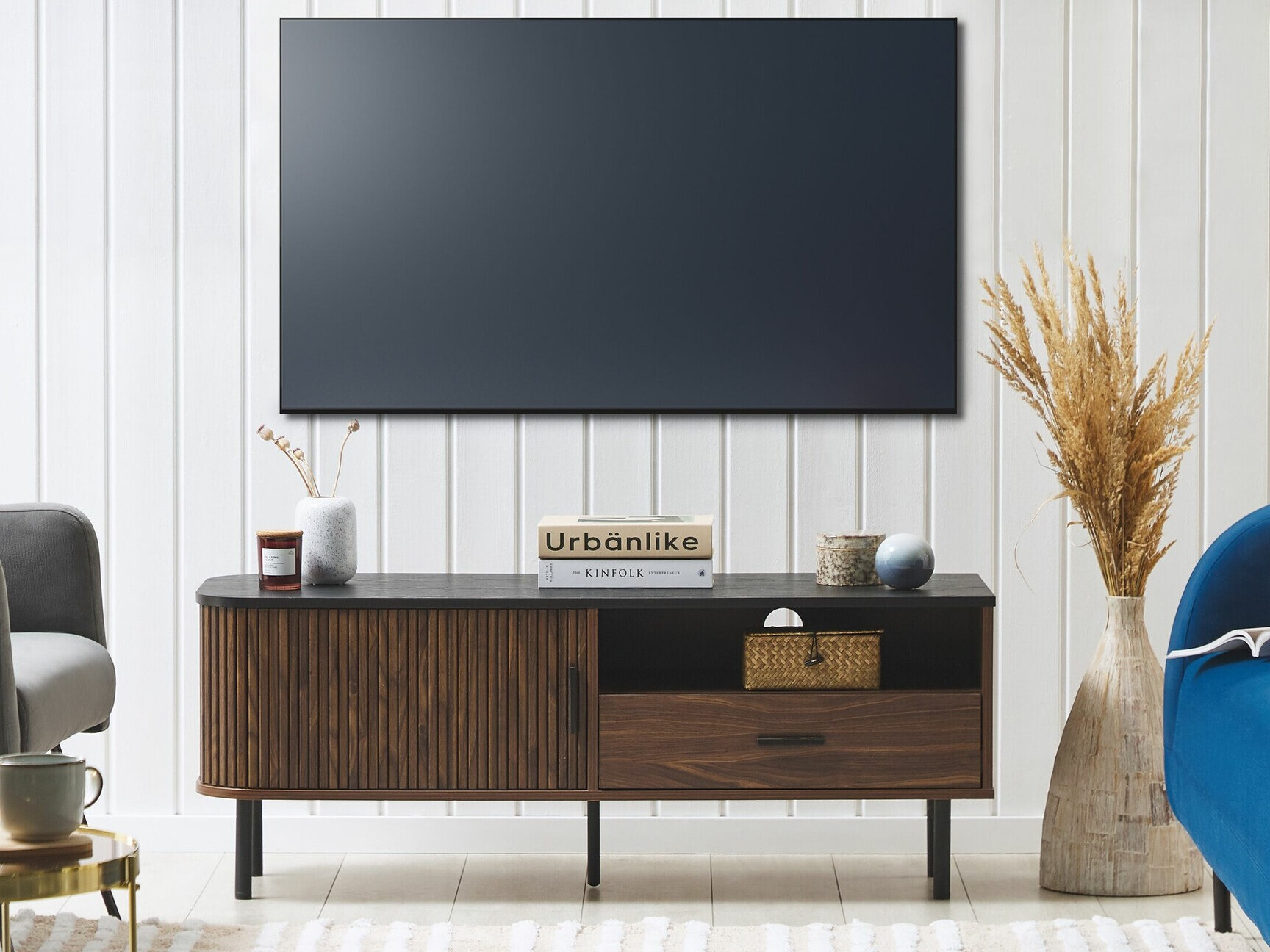 TV staliukas Berwyn 2003