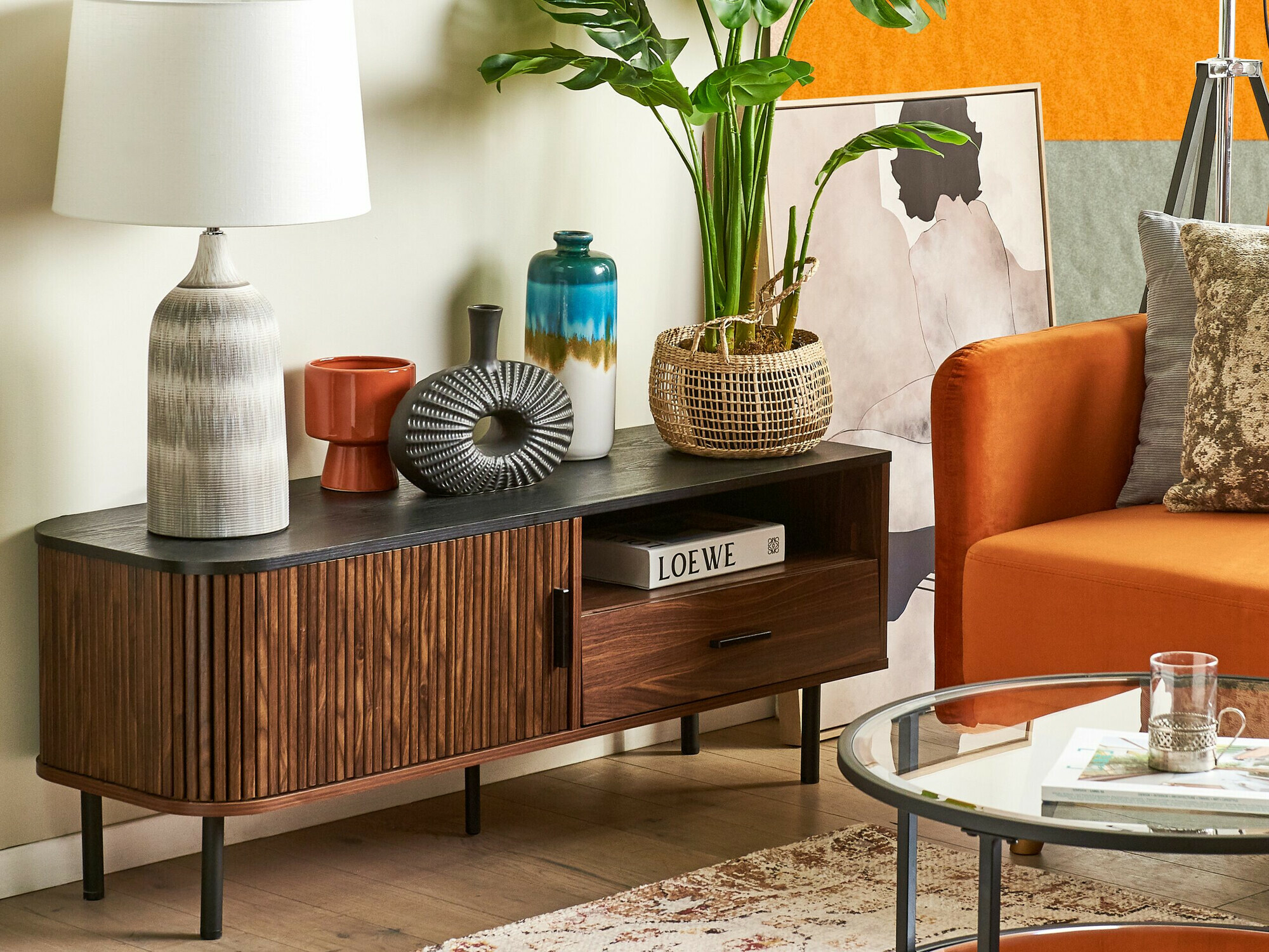 TV staliukas Berwyn 2003