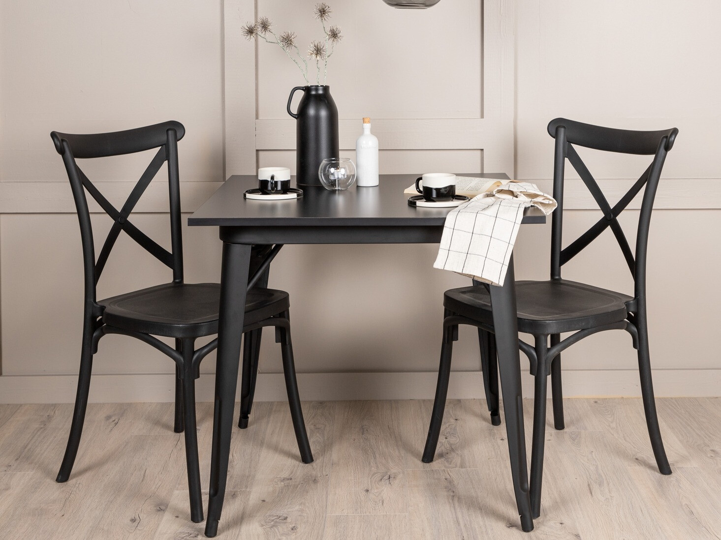 Valgomojo komplektas Dallas 3361