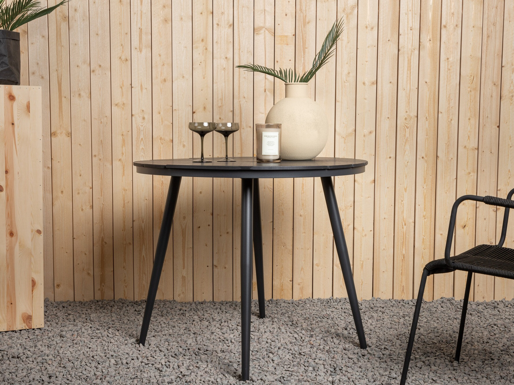 Lauko stalas Dallas 2463 (Juoda)