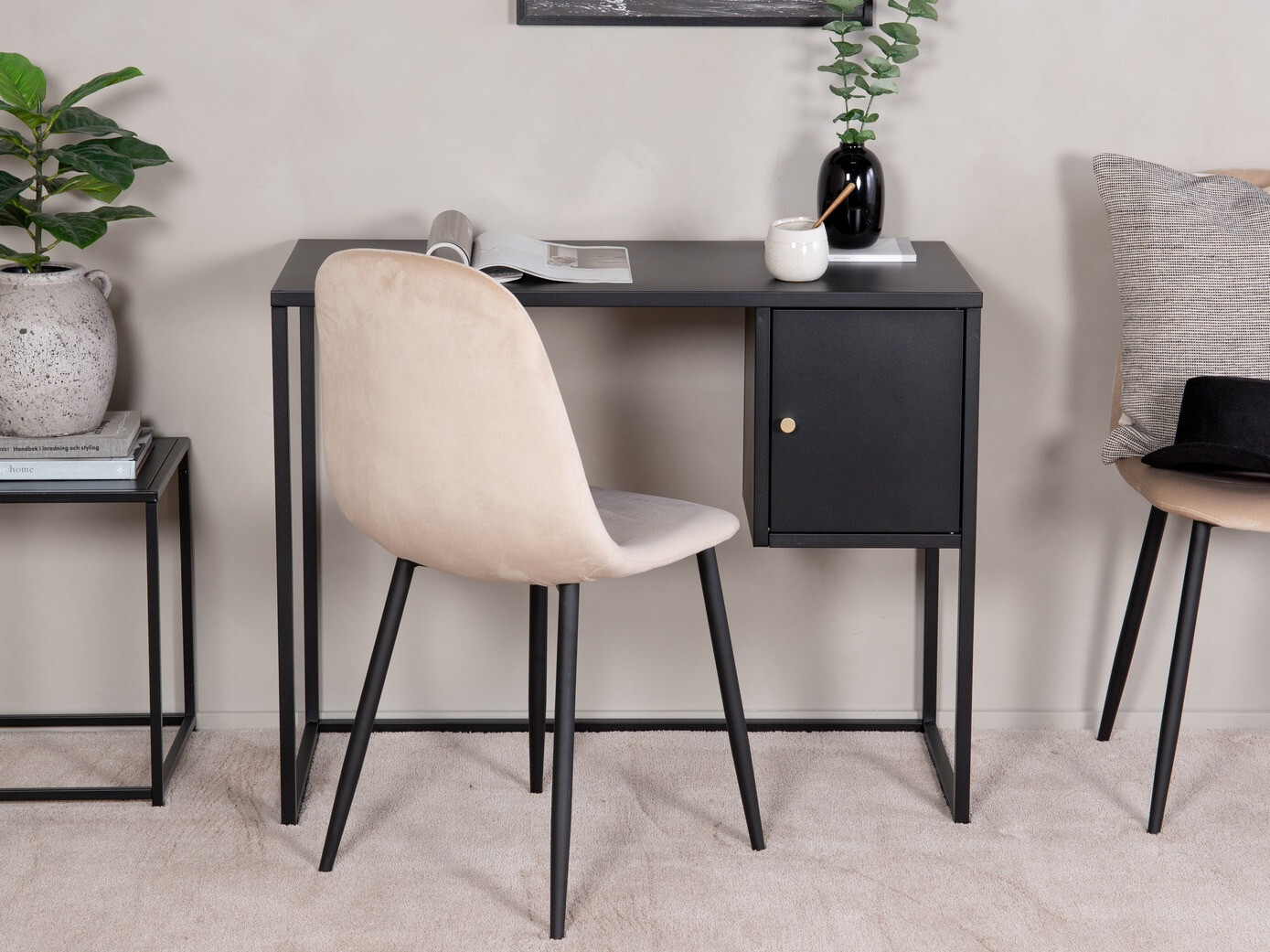 Darbo stalas Evasevu 103 (Juoda)