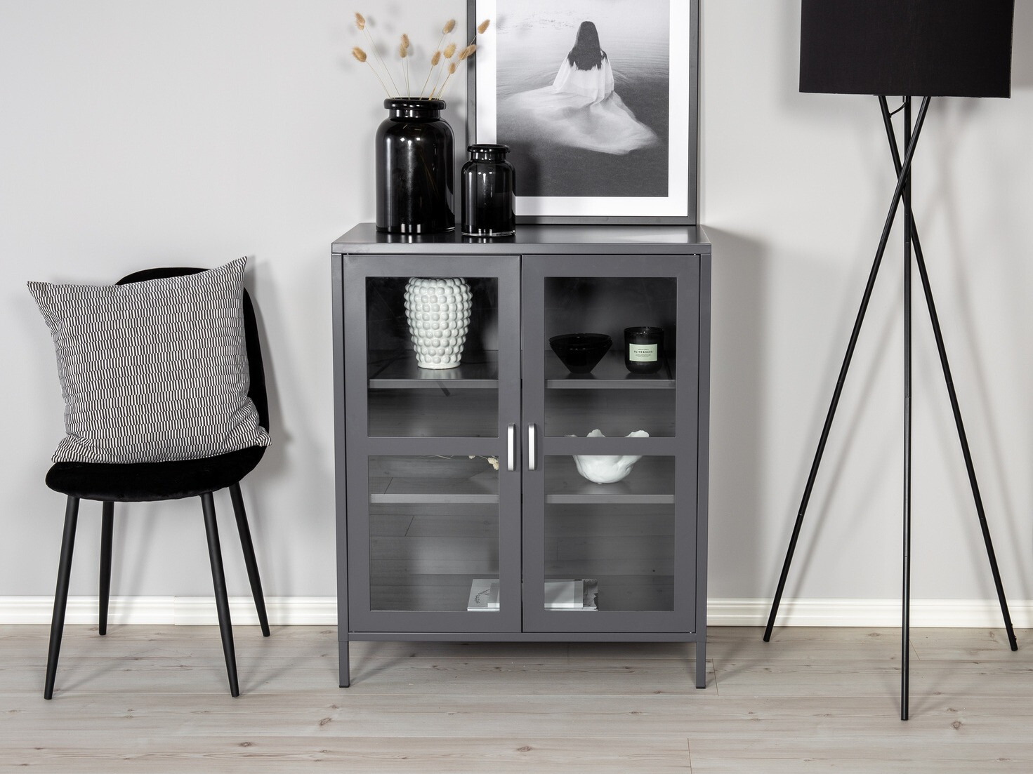 Spintelė Dallas 208 (Šviesi pilka)