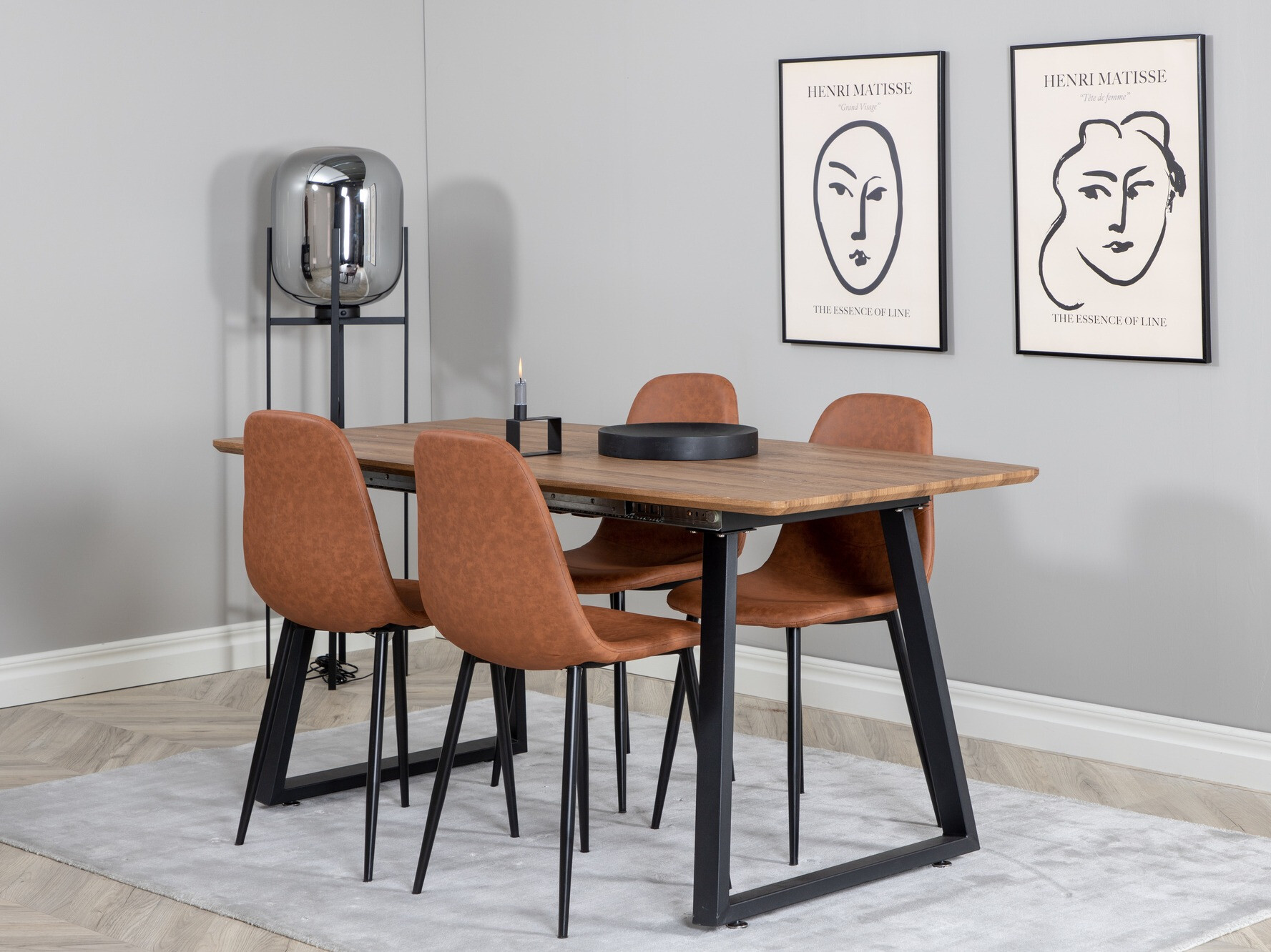 Valgomojo komplektas Dallas 330 (Ruda + Juoda)