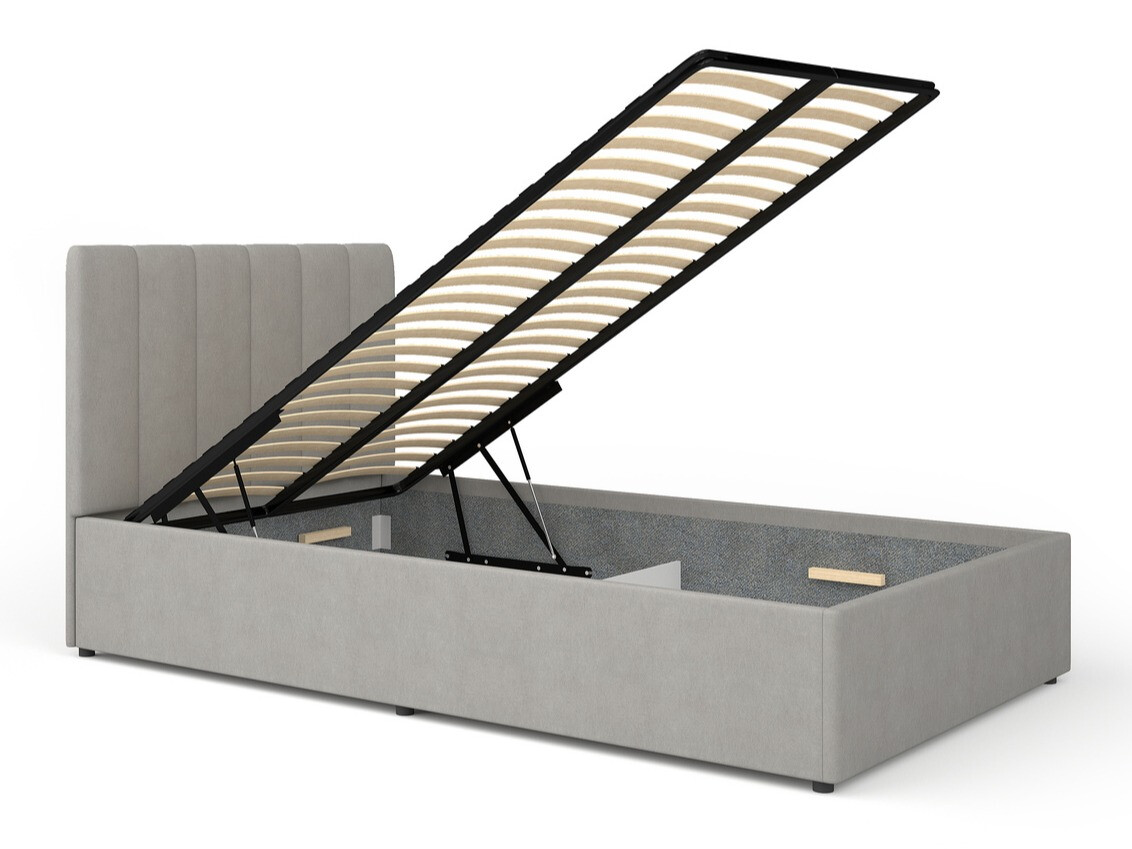 Lova Mormavu 111 (Cloud 82)