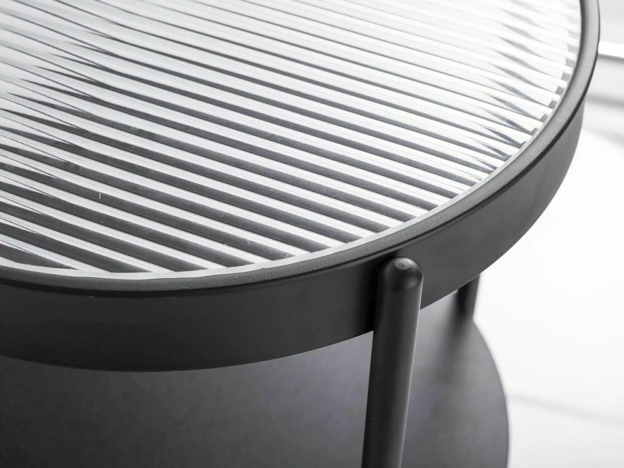 Šoninis staliukas Detroit 421