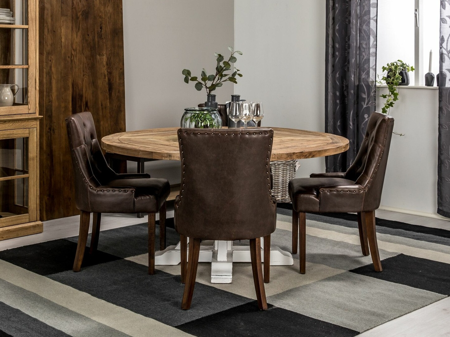 Valgomojo komplektas Manor House 183 (Ruda)