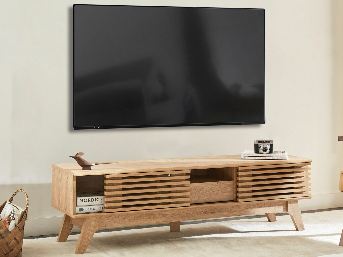 TV staliukas Berwyn 133 (Šviesi ruda)