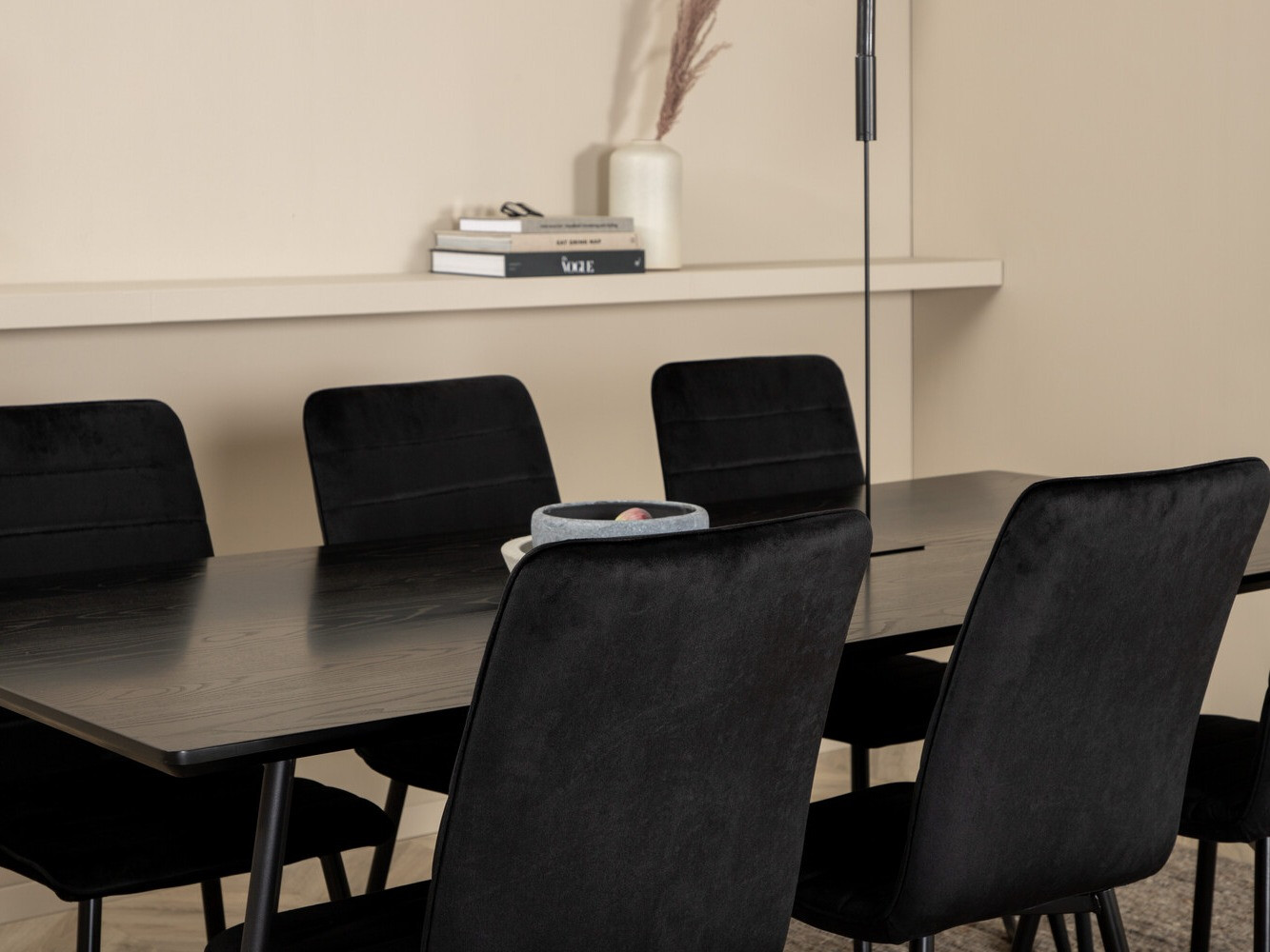 Valgomojo komplektas Dallas 2721 (Juoda)