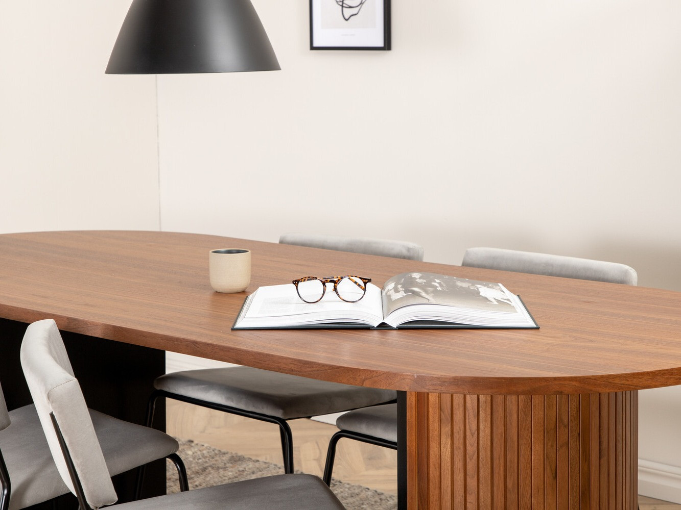 Valgomojo komplektas Dallas 2741 (Šviesi pilka + Juoda)