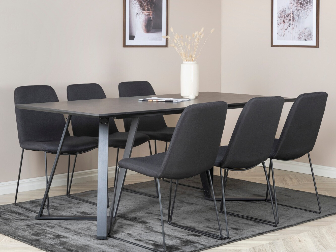 Valgomojo komplektas Dallas 1972 (Juoda)