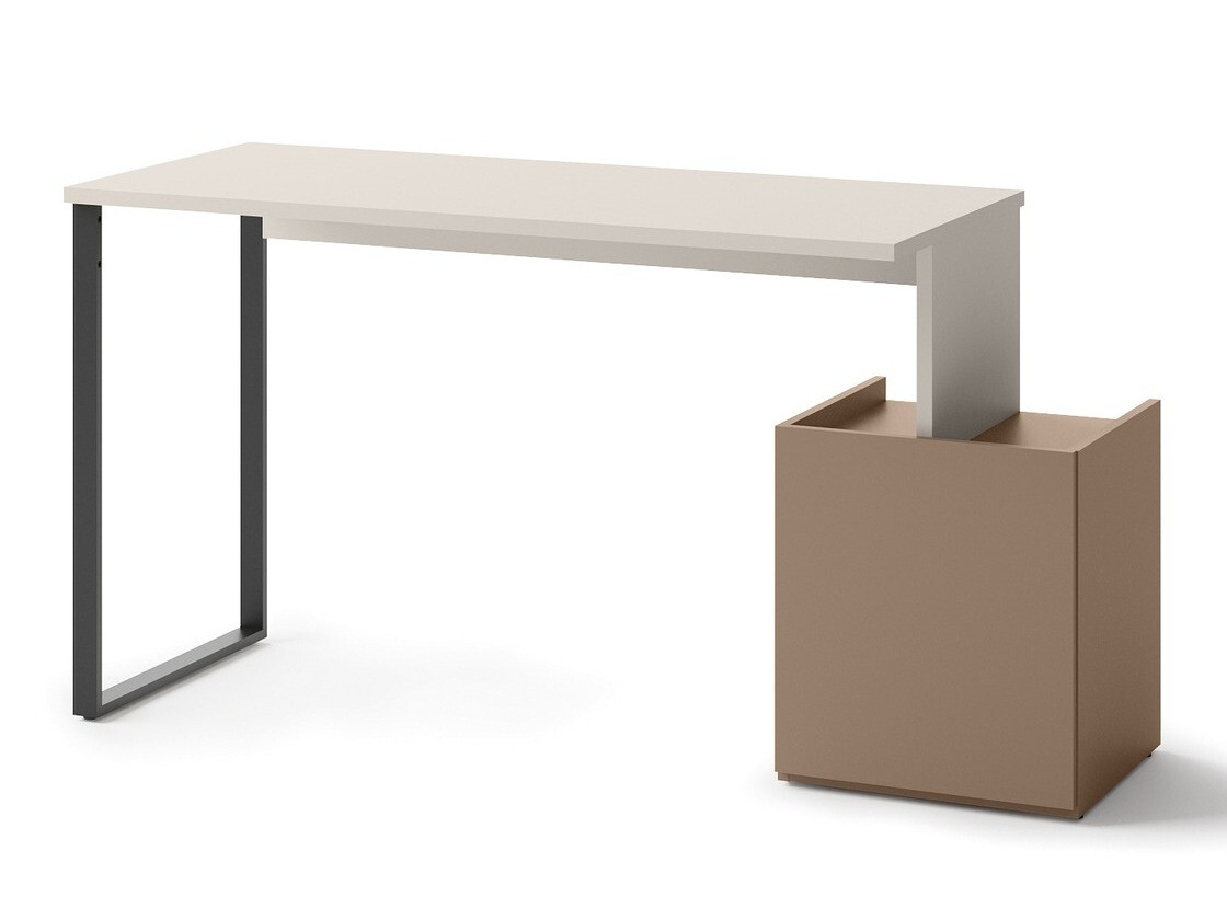 Darbo stalai su durelėmis