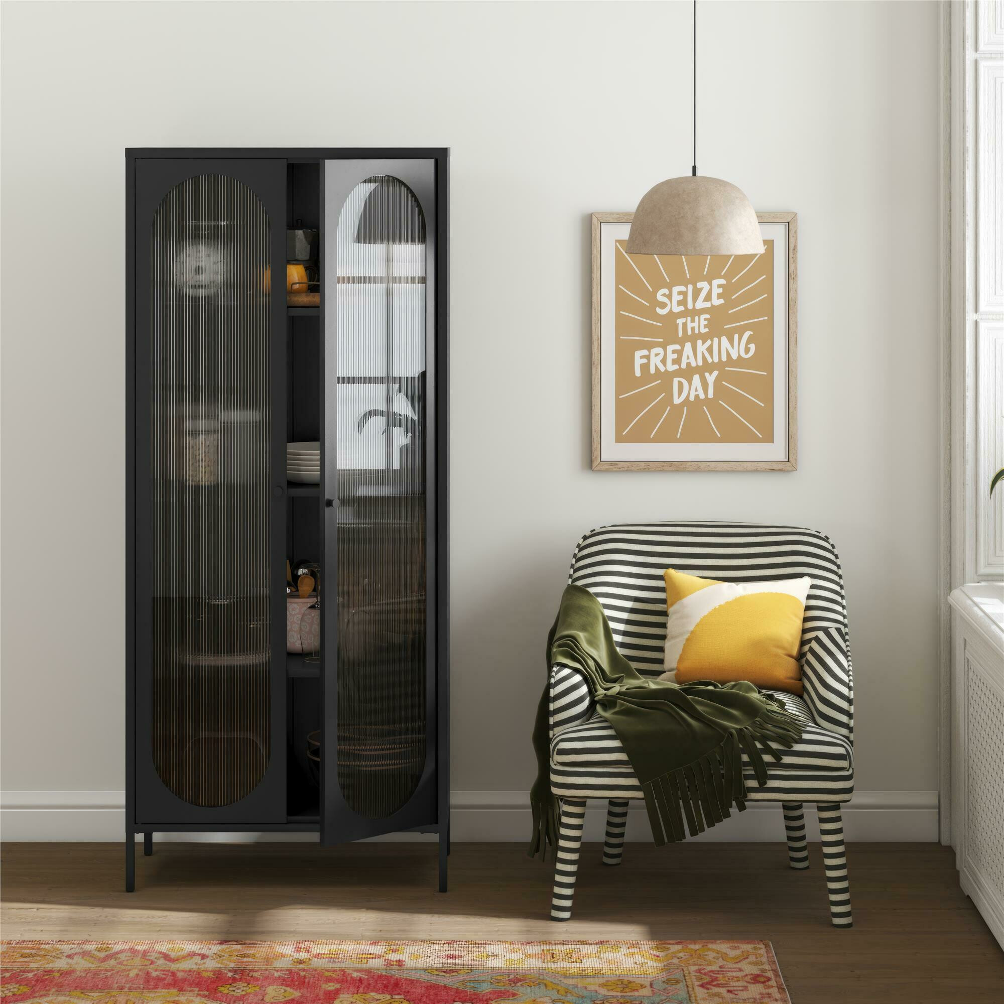 Lentyna Tulsa 654 (Juoda)