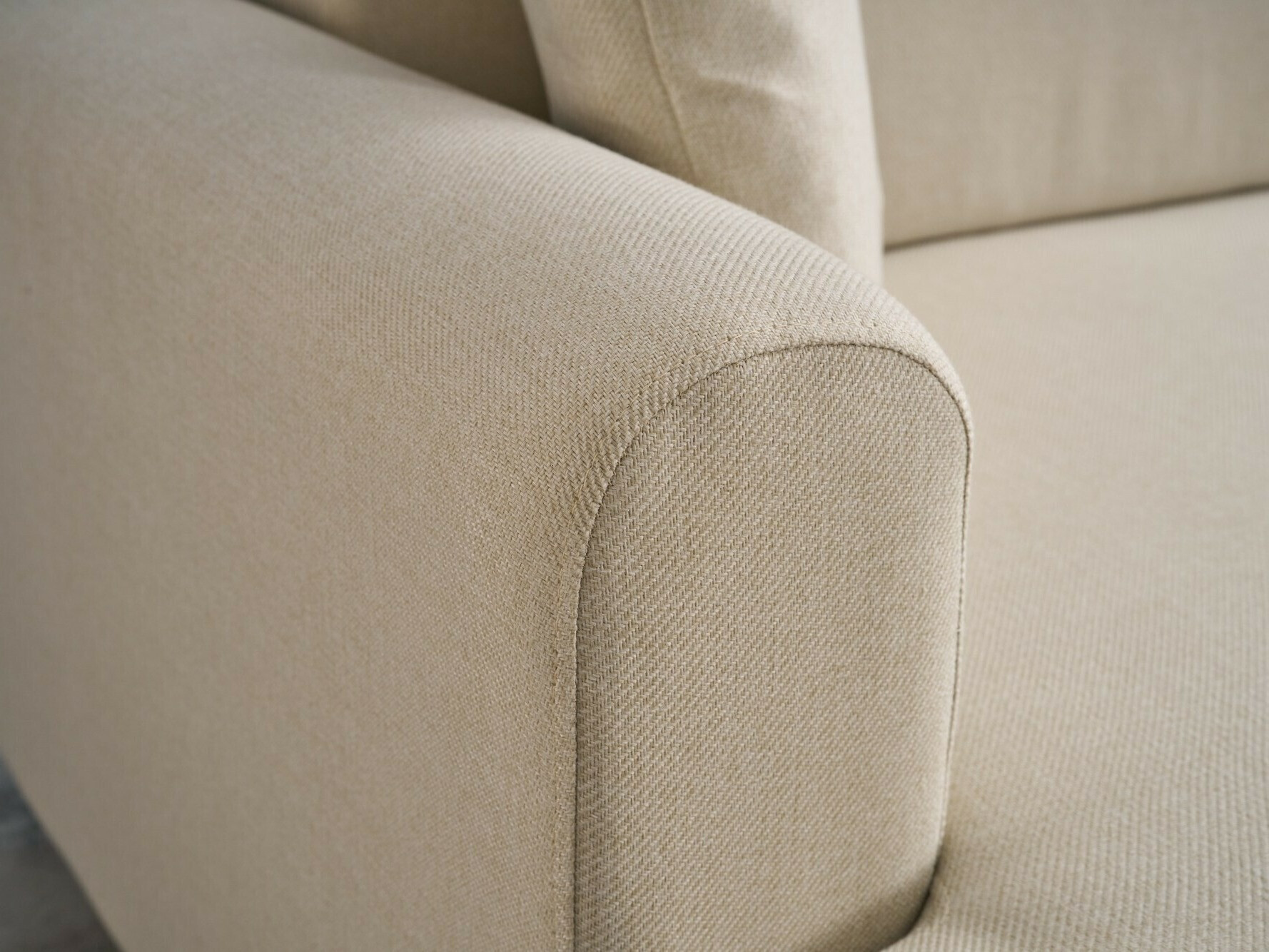 Minkštas kampas Altadena 592 (Kreminė)