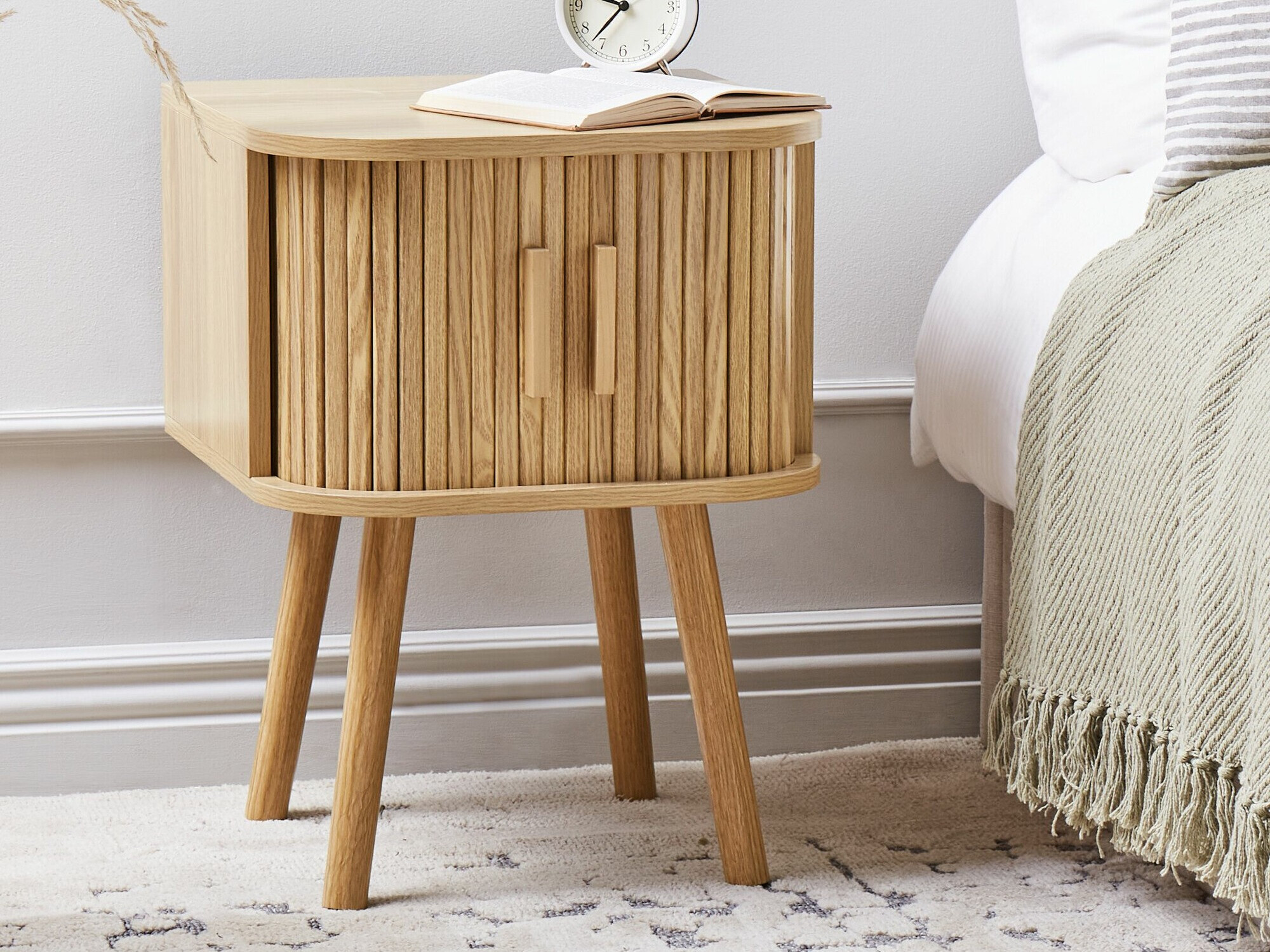 Naktinis staliukas Sonveli 104