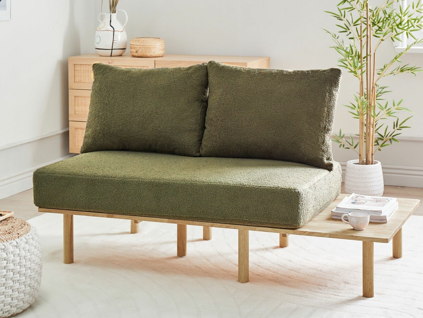 Sofa Berwyn 2211 (Tamsi žalia)