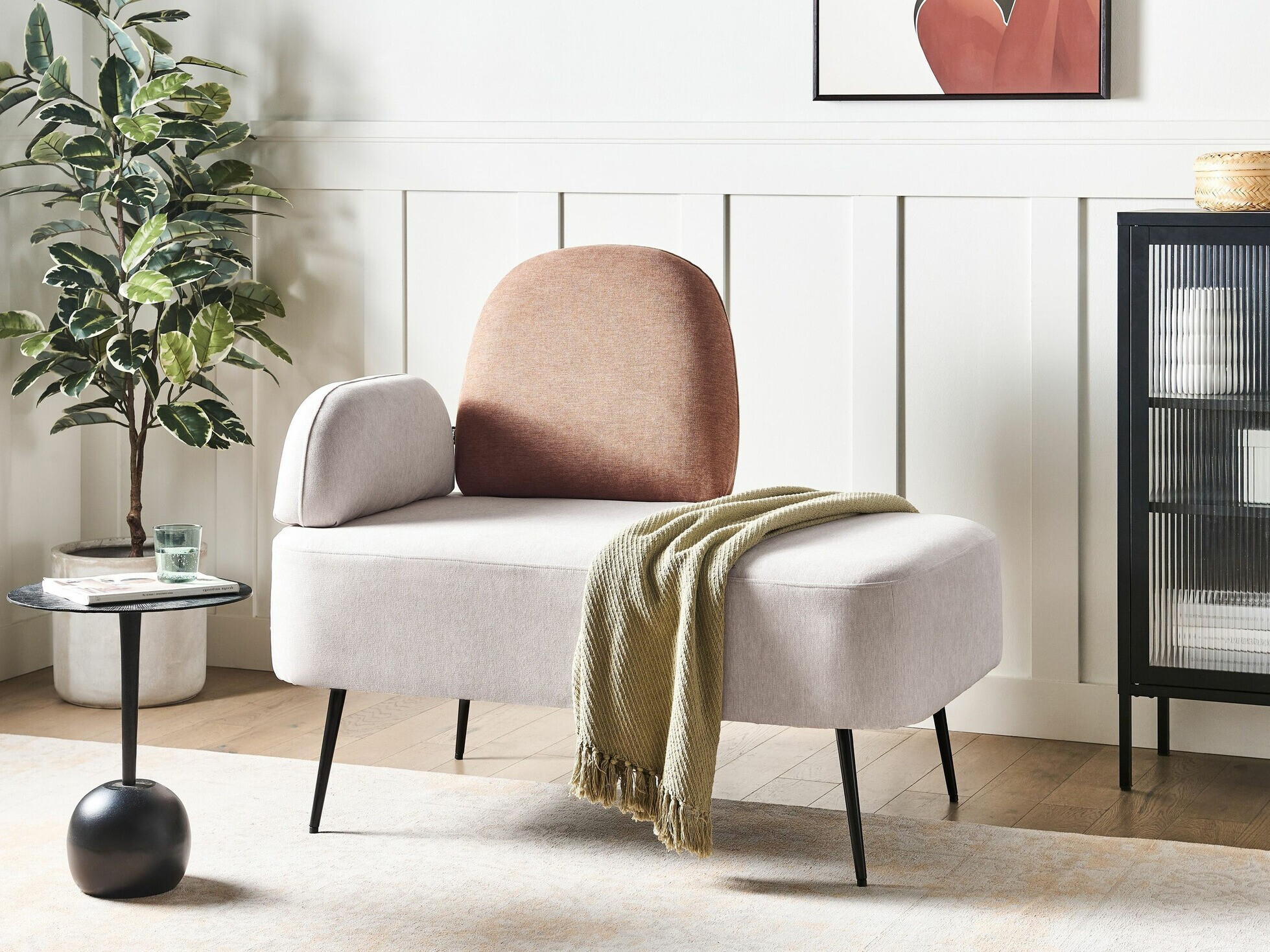 Kušetė Berwyn 1729 (Balta + Ruda)