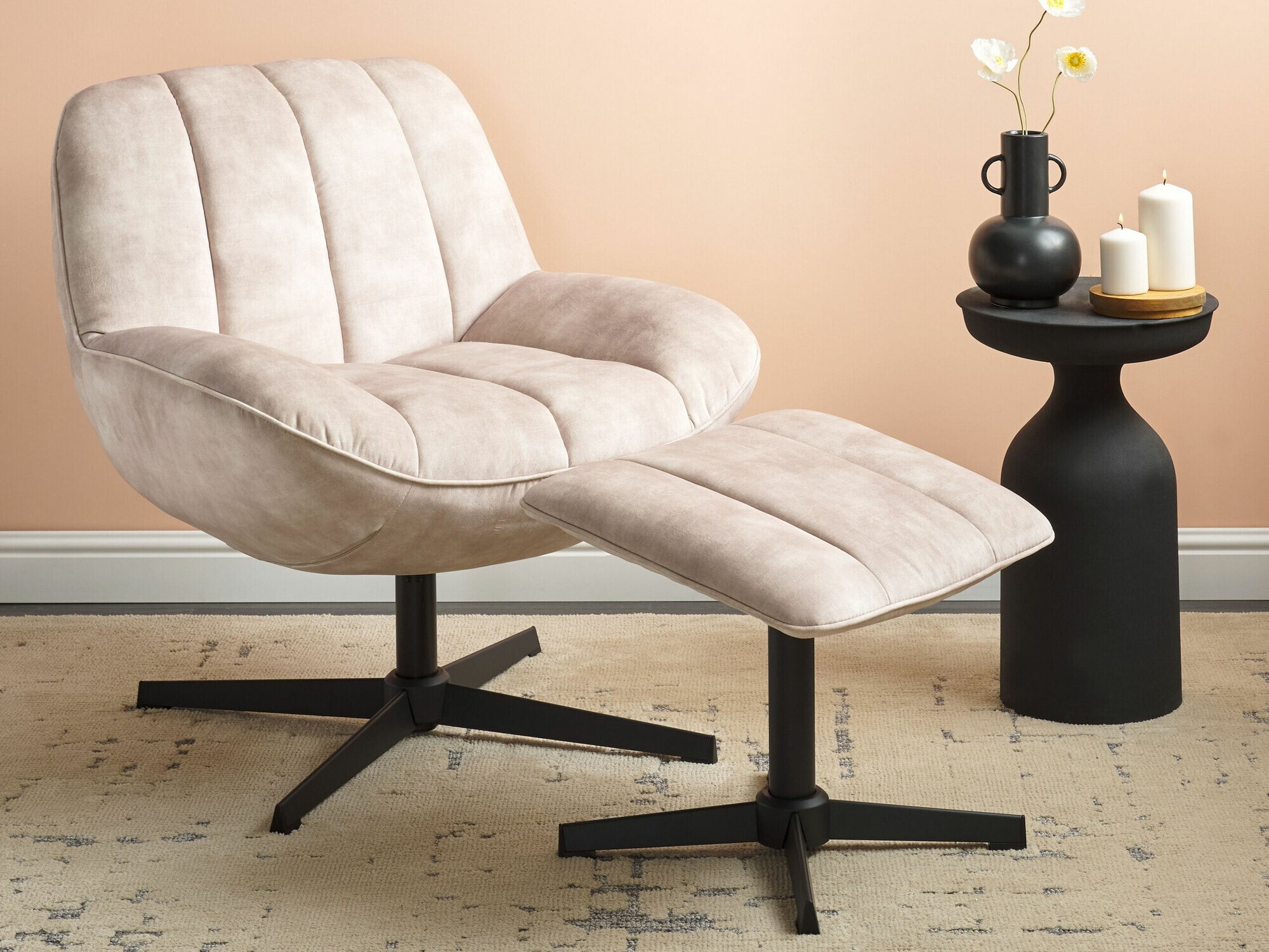 Fotelis Berwyn 2222 (Smėlinė)