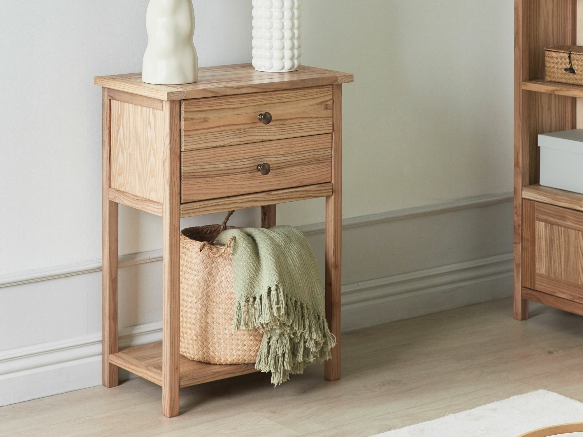 Konsolė Melmone 106