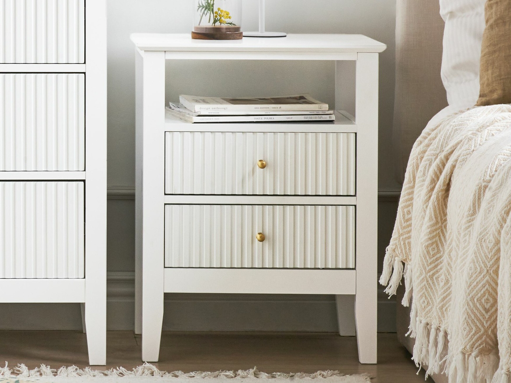 Naktinis staliukas Romloru 104