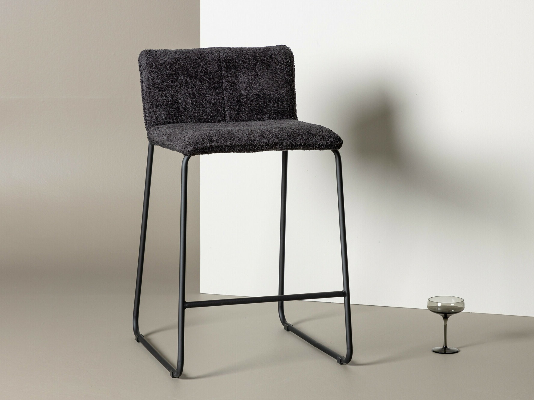 Pusbario kėdė Dallas 3235 (Juoda)