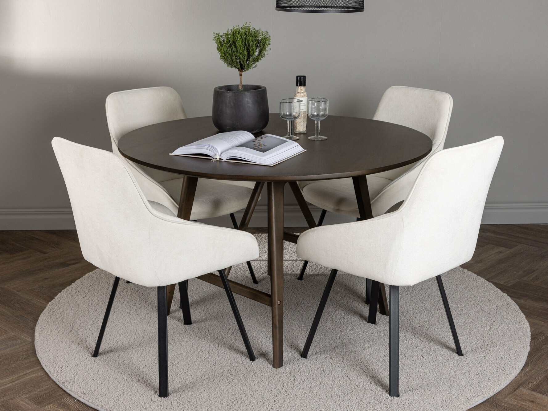 Valgomojo komplektas Dallas 4585