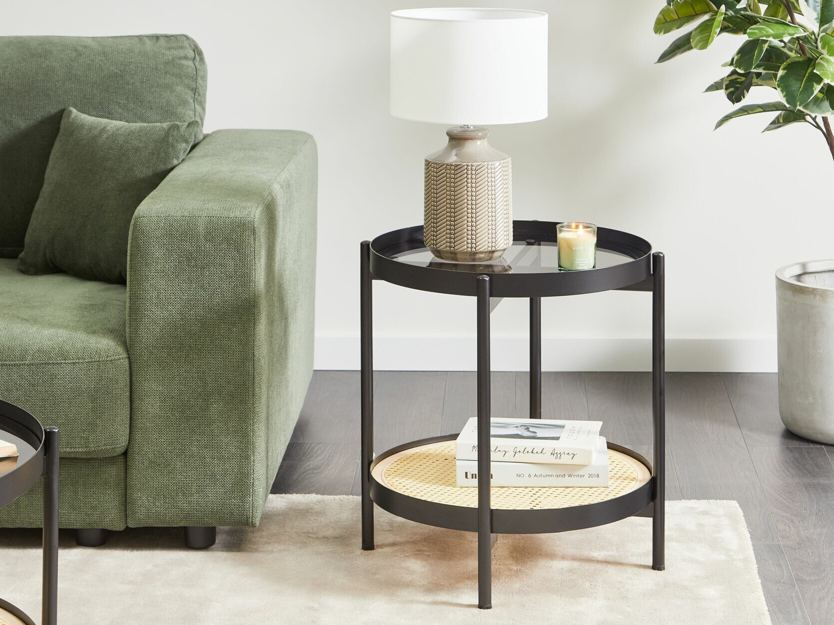 Šoninis staliukas Berwyn 2265