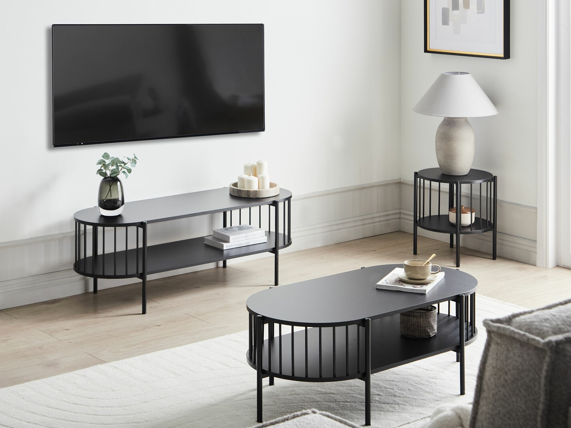 Šoninis staliukas Berwyn 2284