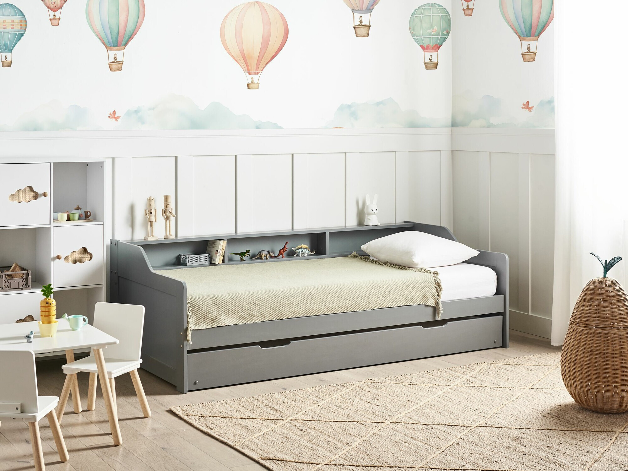 Lova Berwyn 2289 (Pilka)