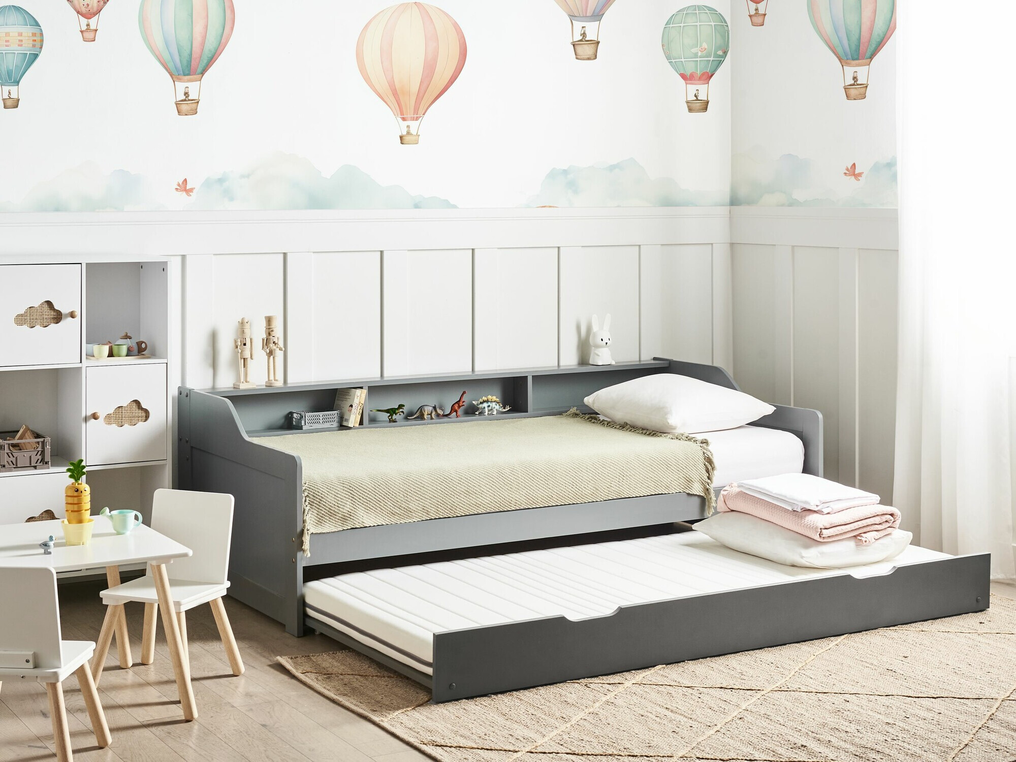 Lova Berwyn 2289 (Pilka)