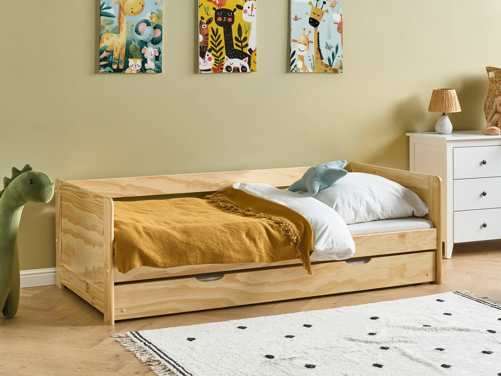 Lova Berwyn 2301 (Šviesus medis)