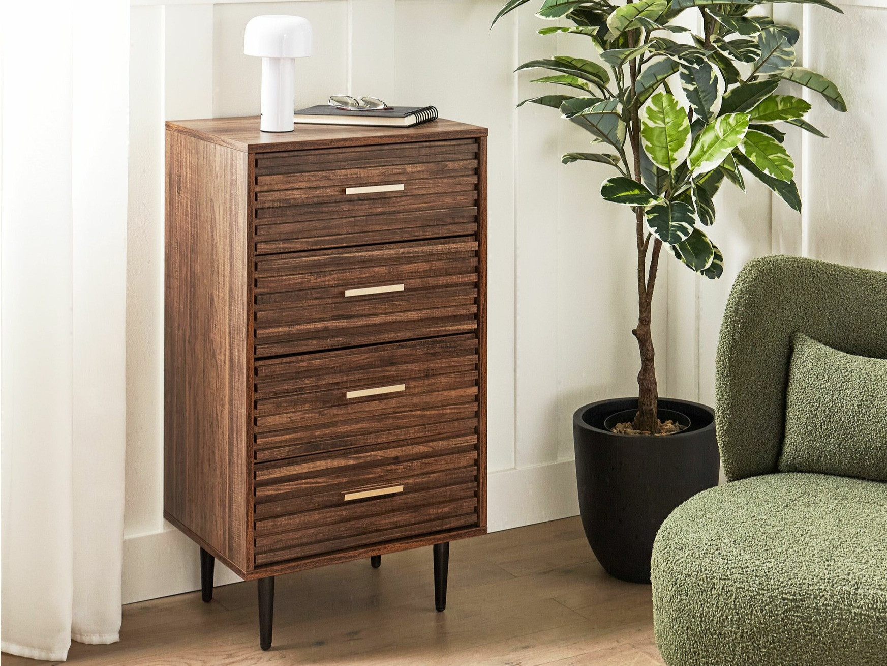 Komoda Berwyn 2912 (Tamsi ruda)