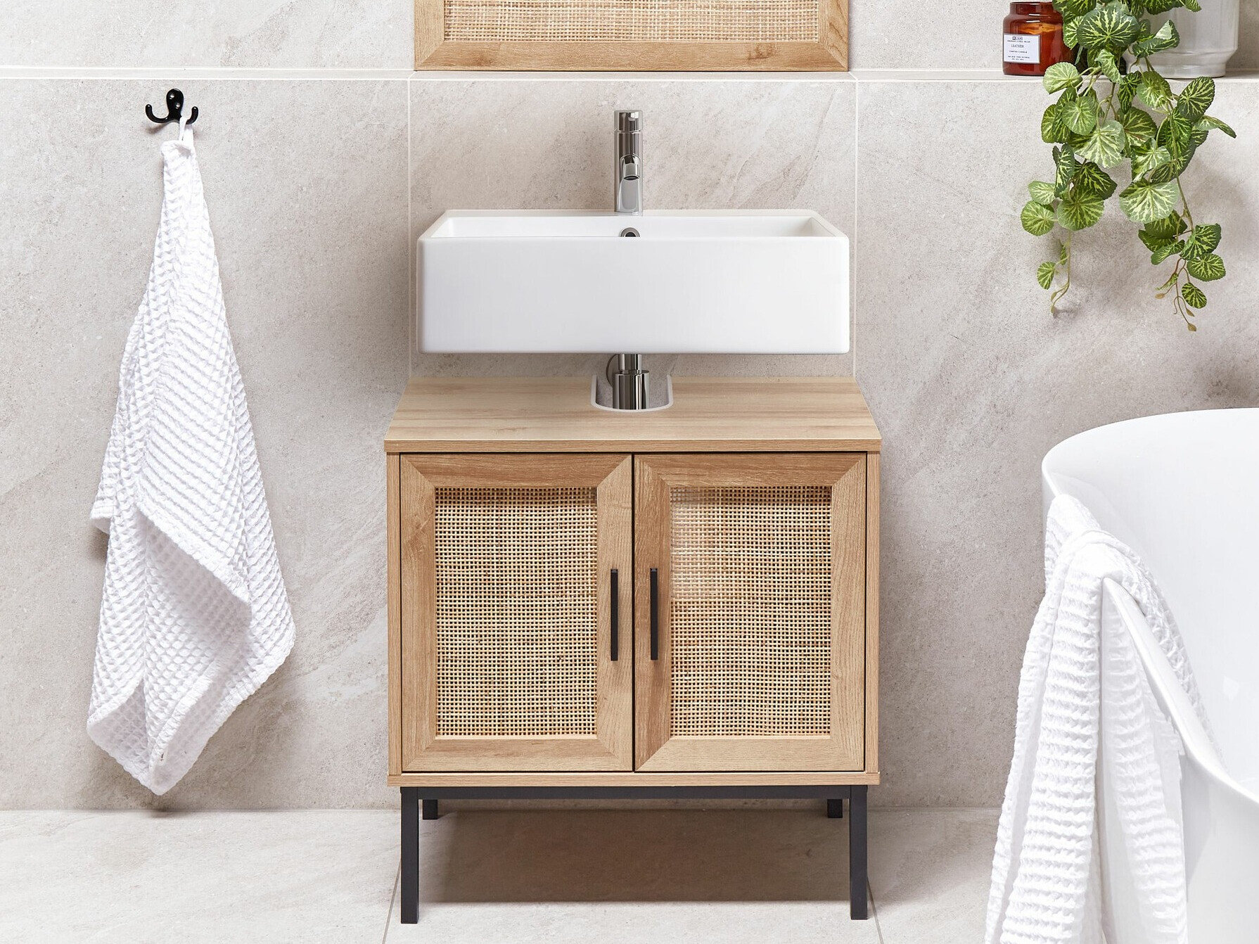 Pastatoma vonios spintelė praustuvui Meldoru 105