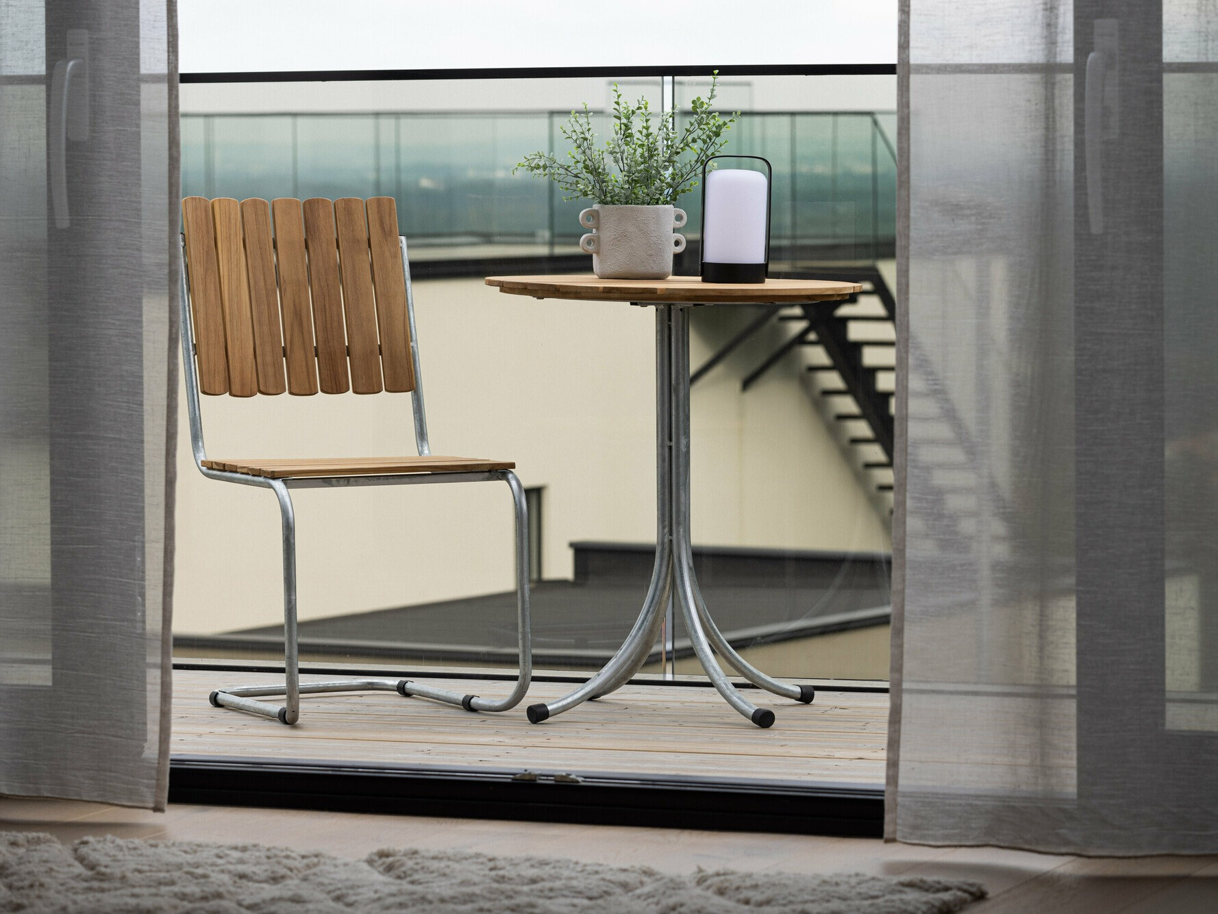 Lauko stalas Dallas 4639