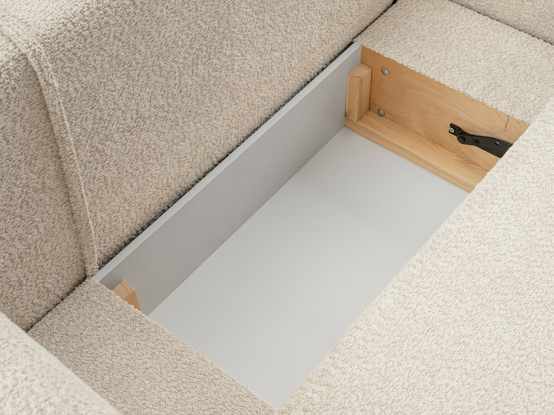 Minkštas kampas Kingston 140 (Abriamo 3)