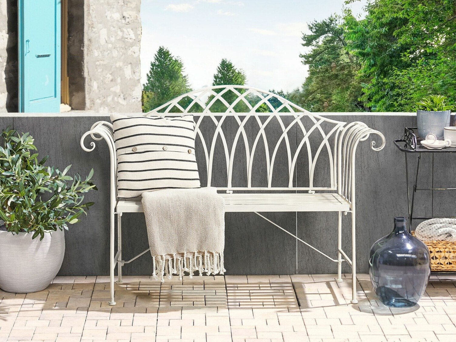 Lauko suoliukas Berwyn 2480 (Balta)