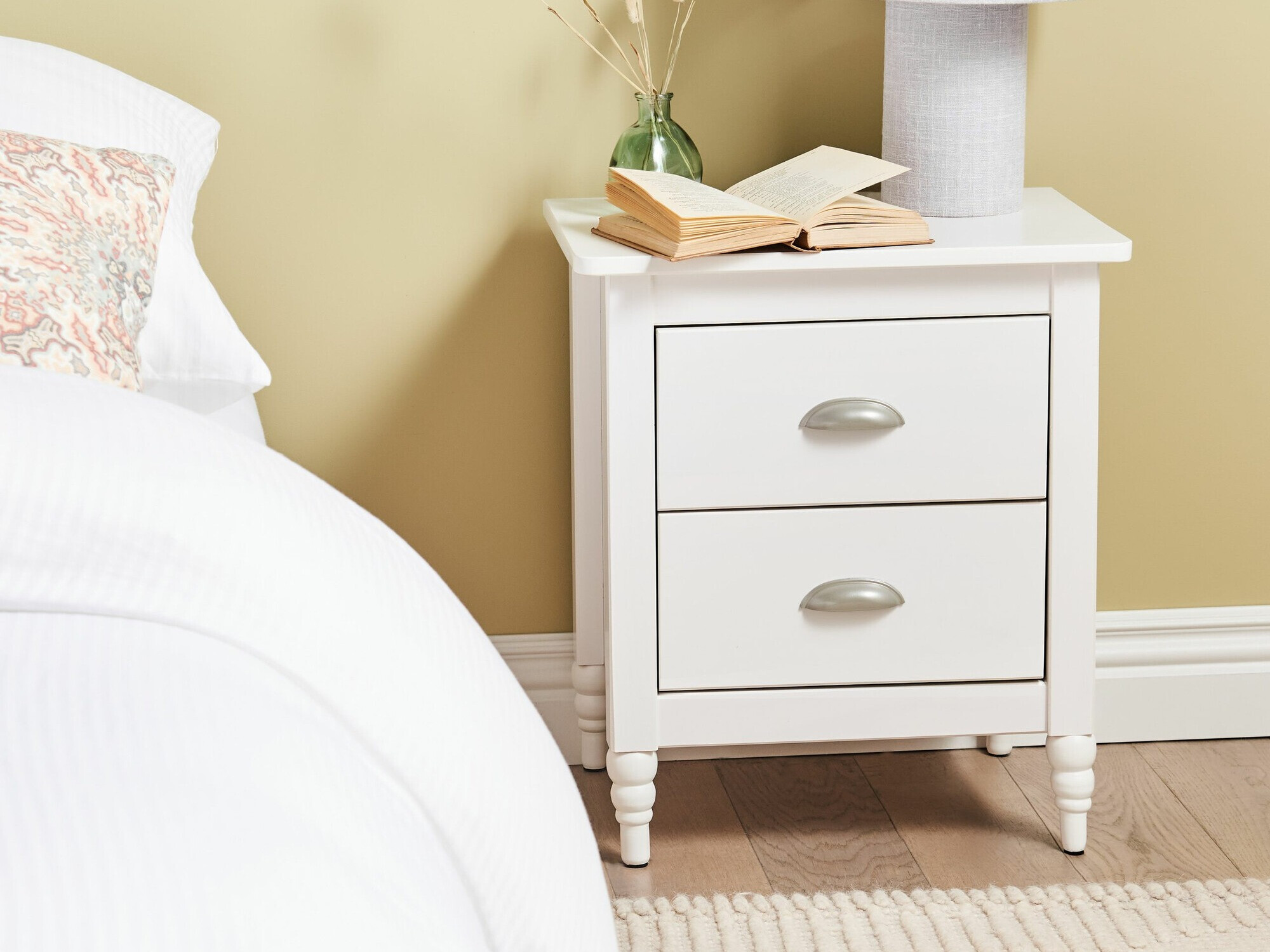 Naktinis staliukas Berwyn 2481 (Balta)