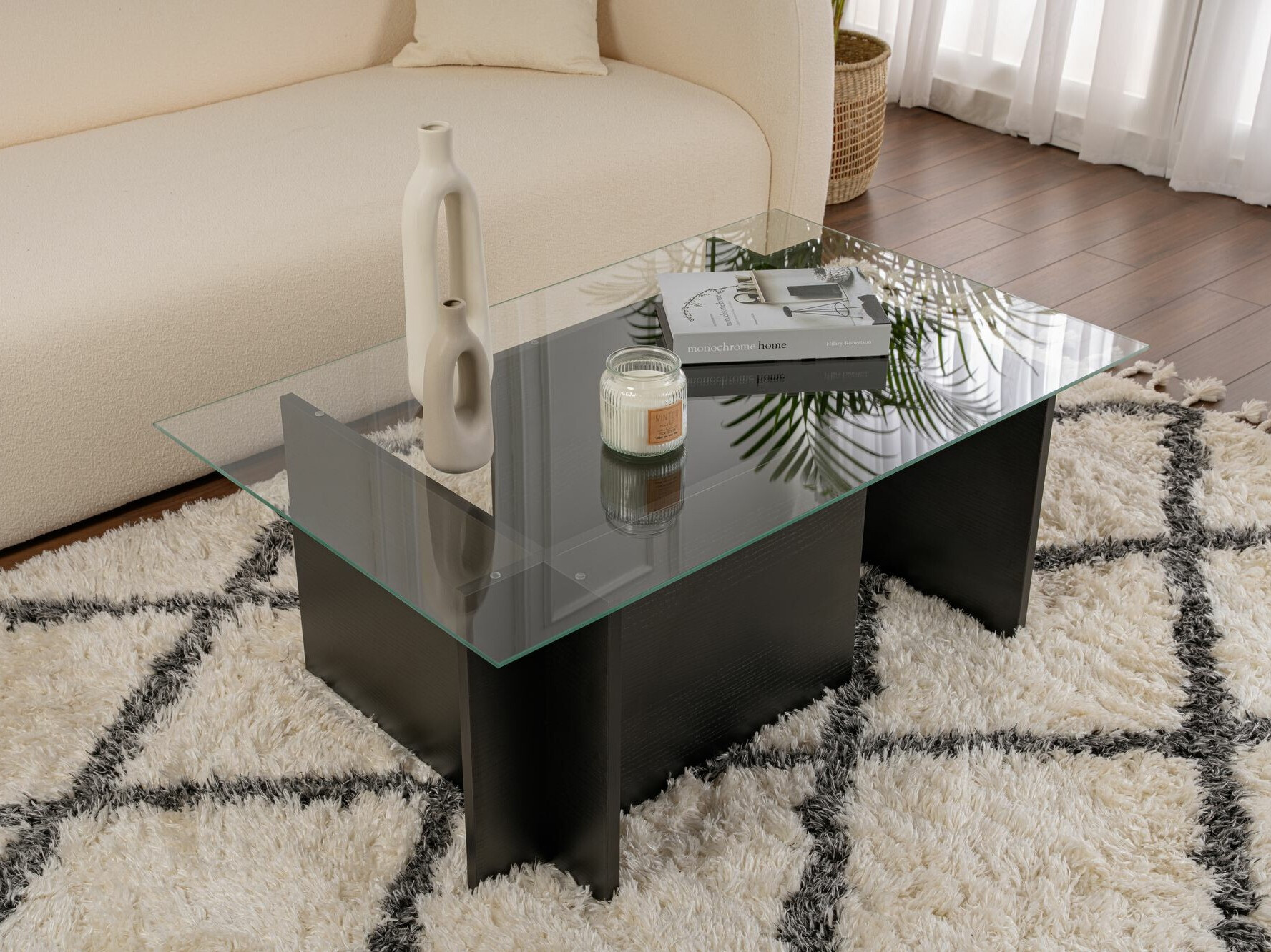 Žurnalinis staliukas Novato 112 (Juoda)