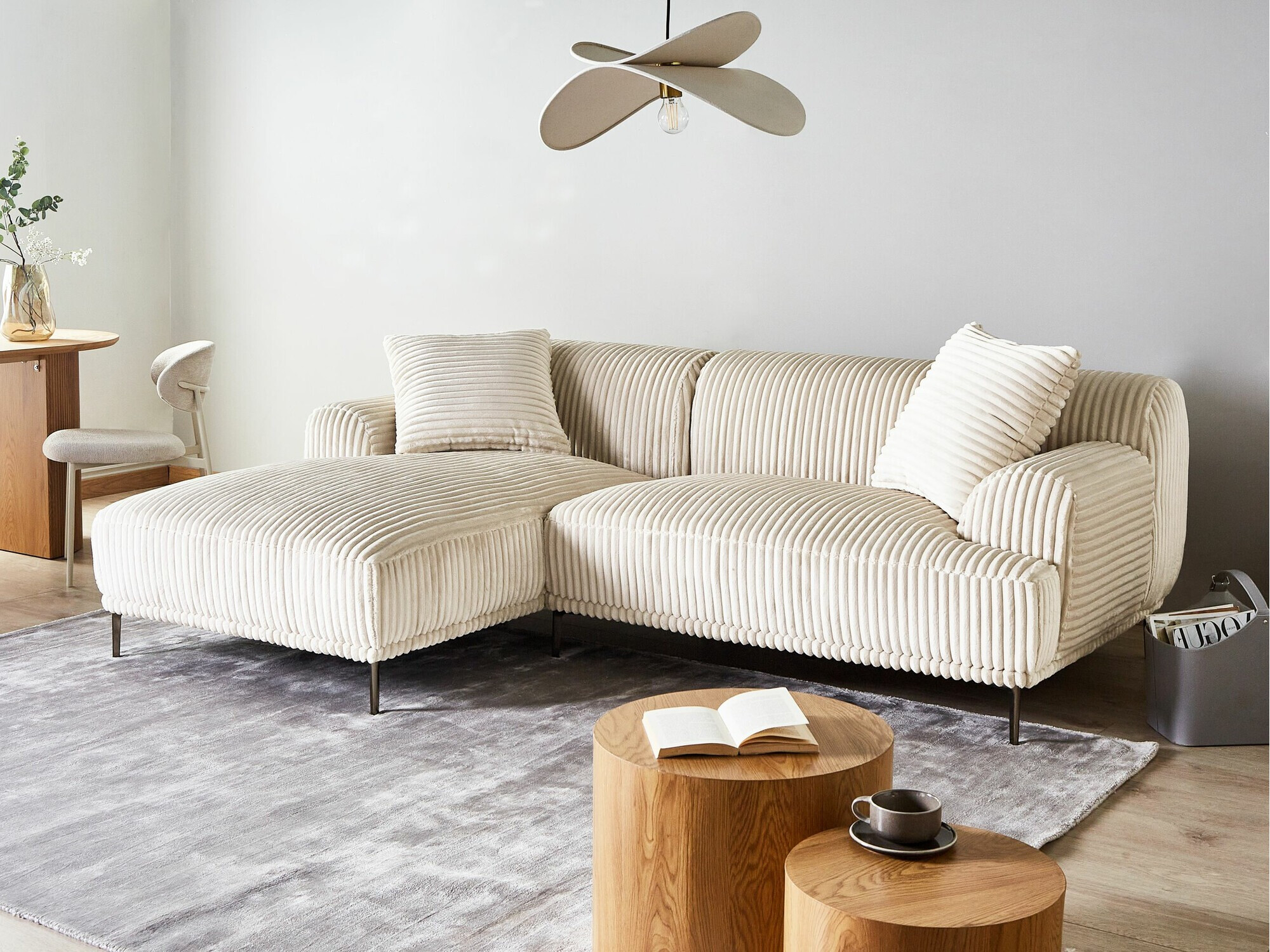 Minkštas kampas Berwyn 2640 (Balta)