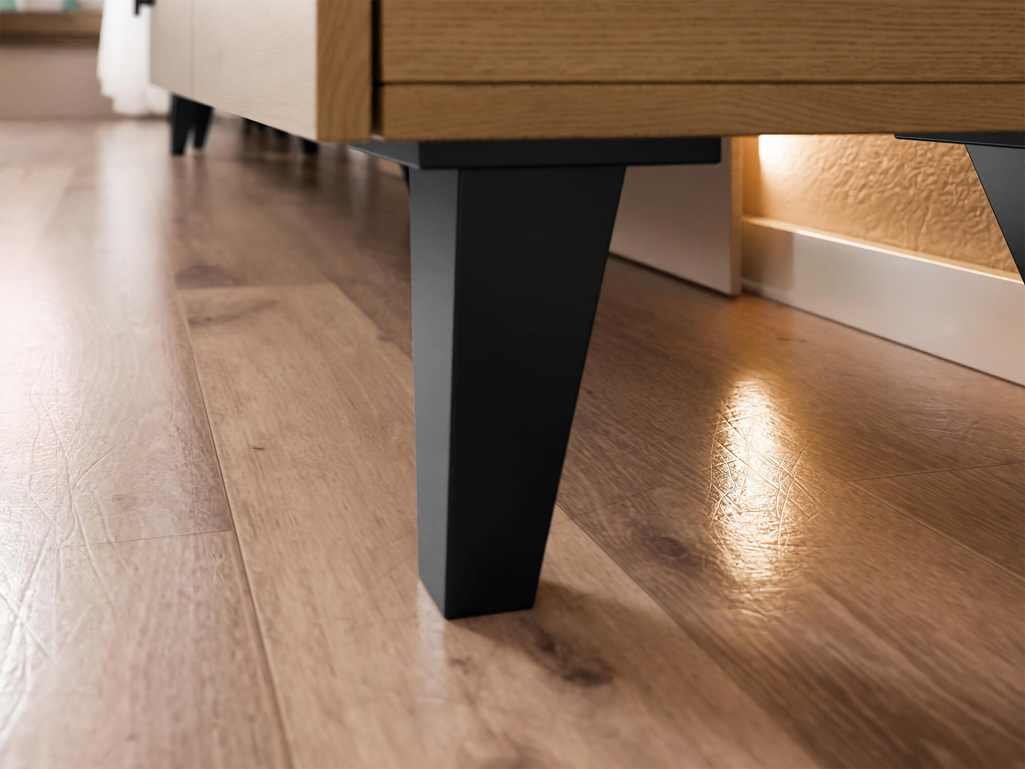 TV staliukas Comfivo Hedera