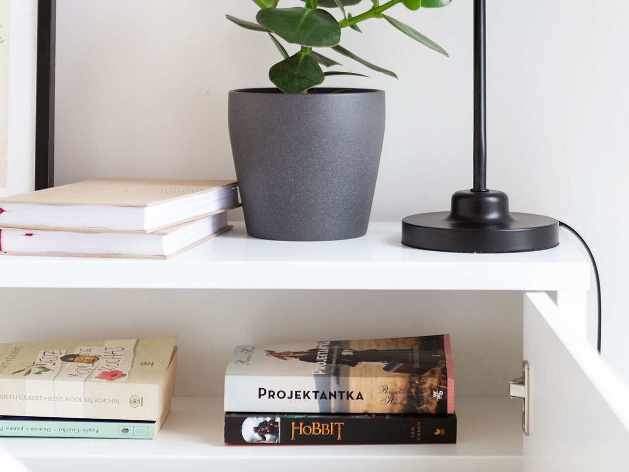 Kampinis darbo stalas Concept Pro Lenart (Balta)