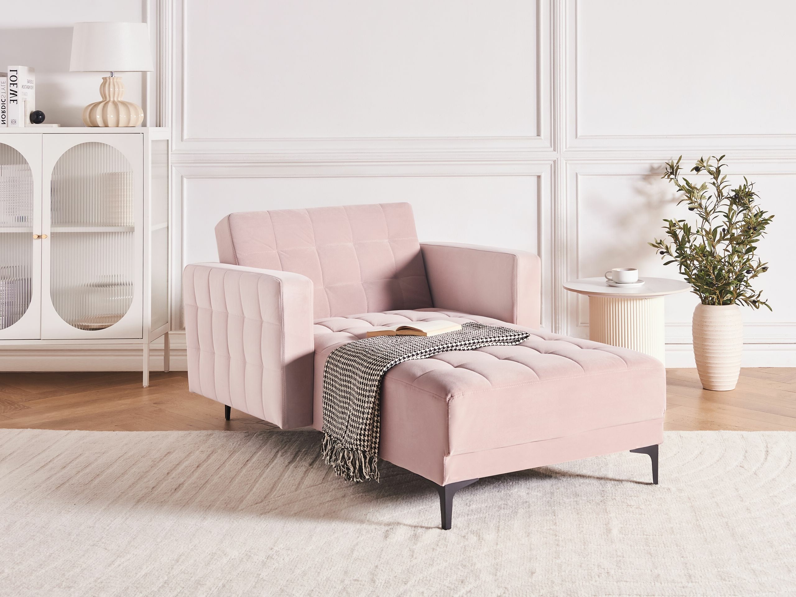 Kušetė Felvena 122 (Rožinė)