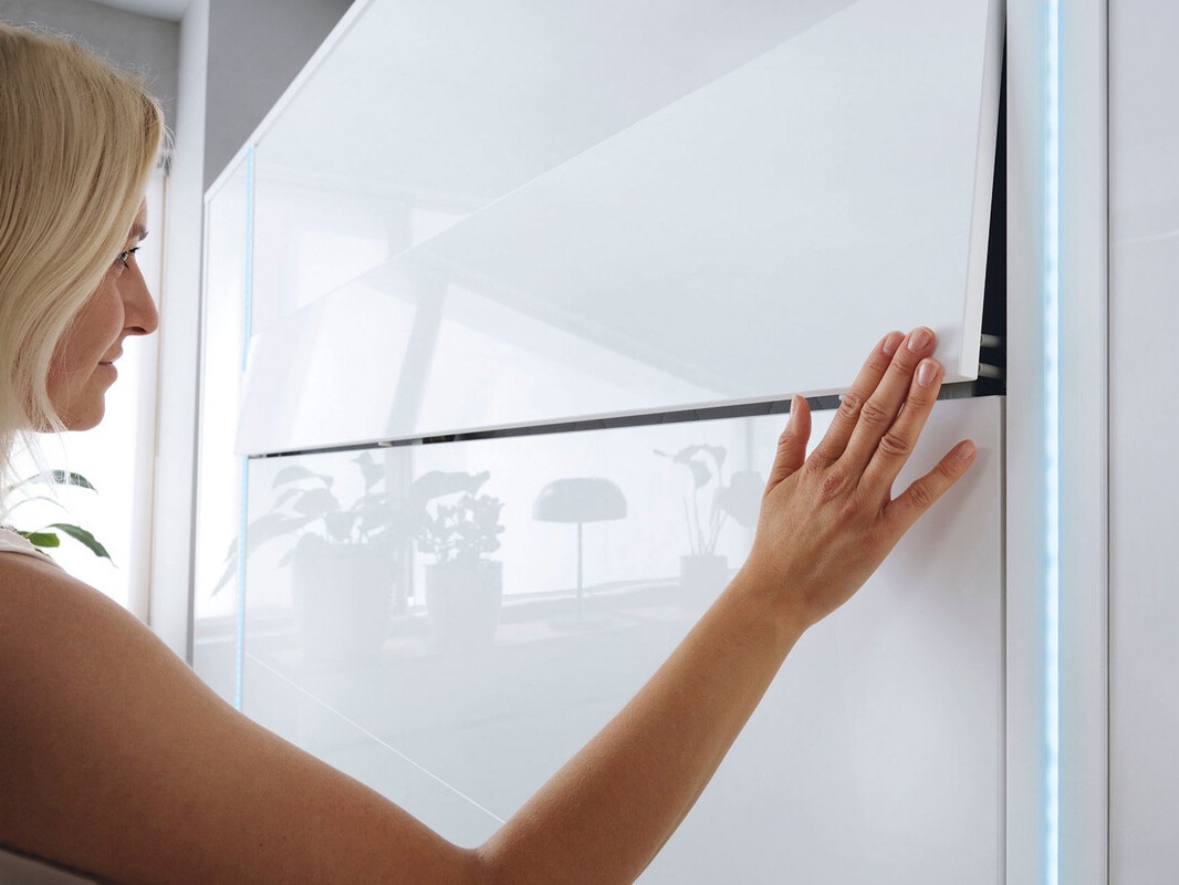 Lova - spinta Concept Pro Lenart Levfere 108 (Balta + Blizgi balta)