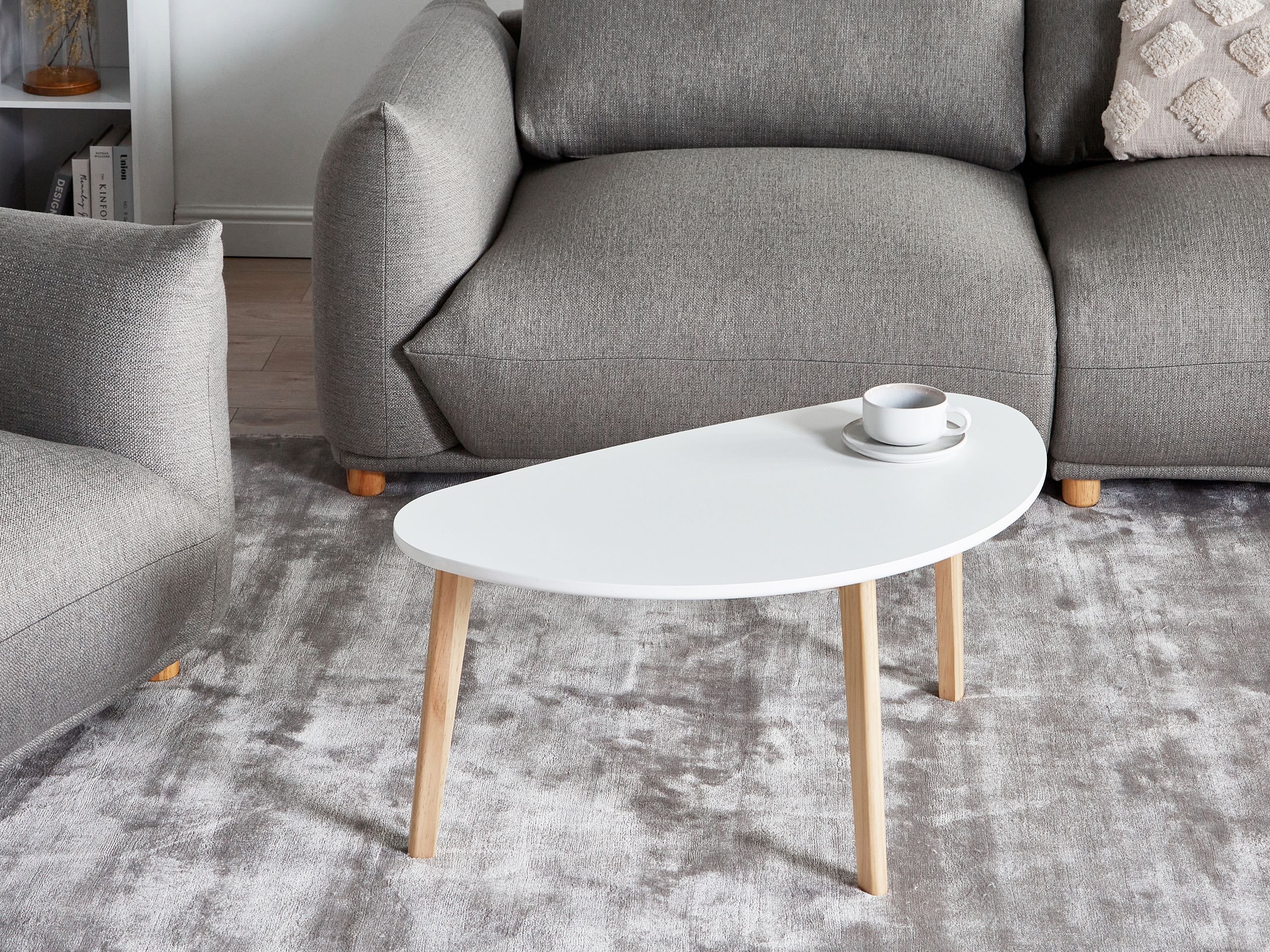 Žurnalinis staliukas Berwyn 2699