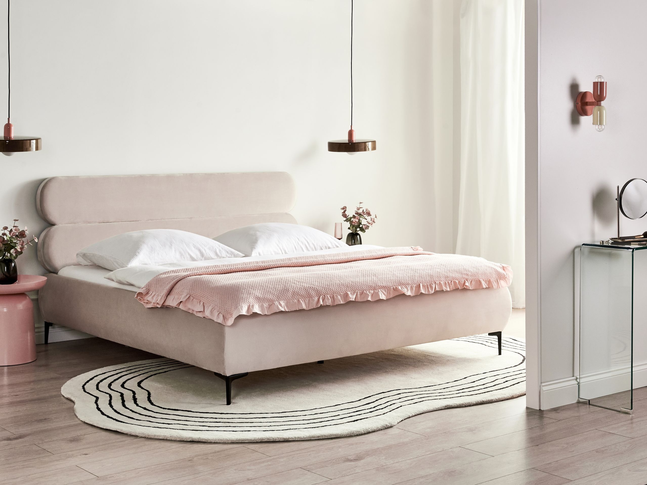 Lova Berwyn 2717 (Šviesi smėlinė)