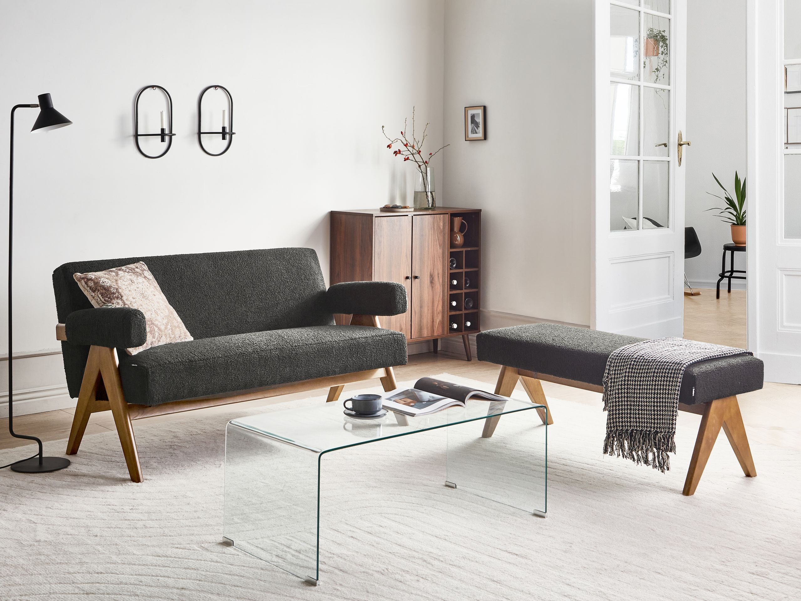 Sofa Berwyn 2713 (Juoda + Tamsus medis)
