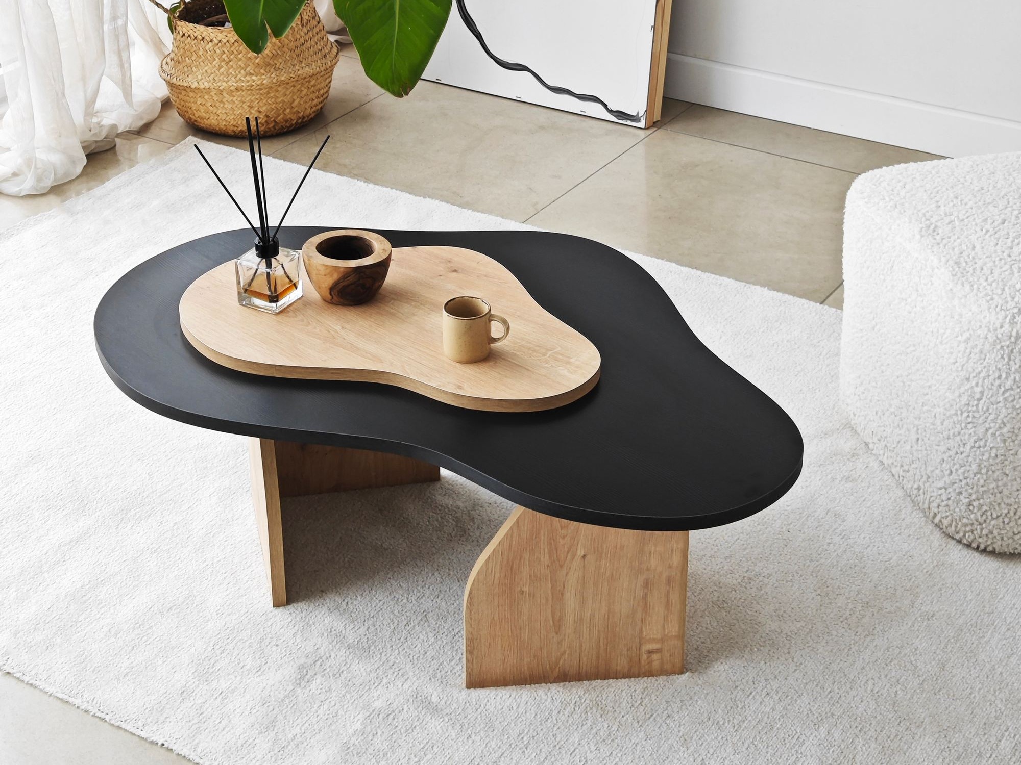 Žurnalinis staliukas Kailua 2633 (Juoda + Ąžuolas)