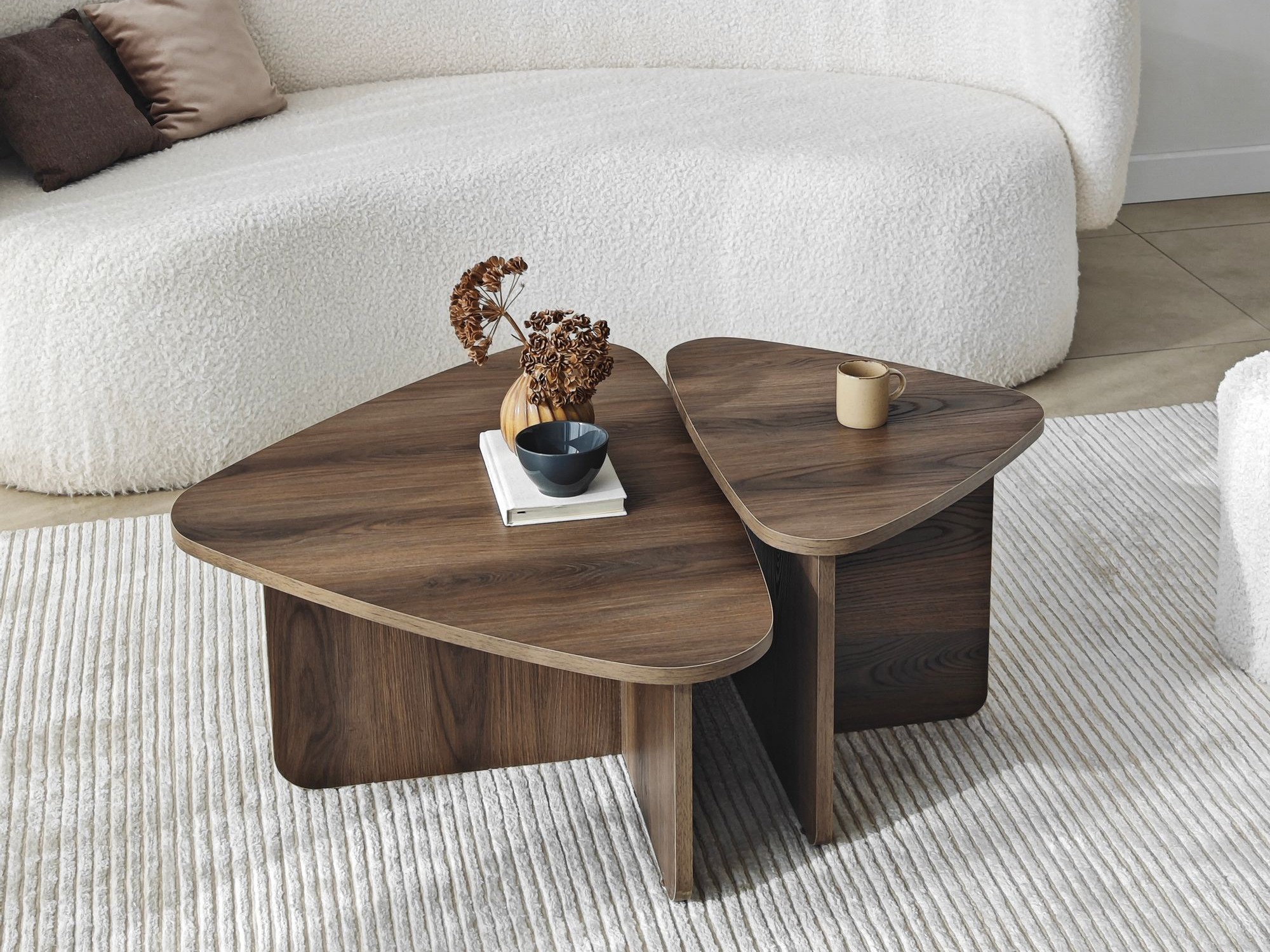 Žurnalinių staliukų komplektas Kailua 2638 (Graikinis riešutas)