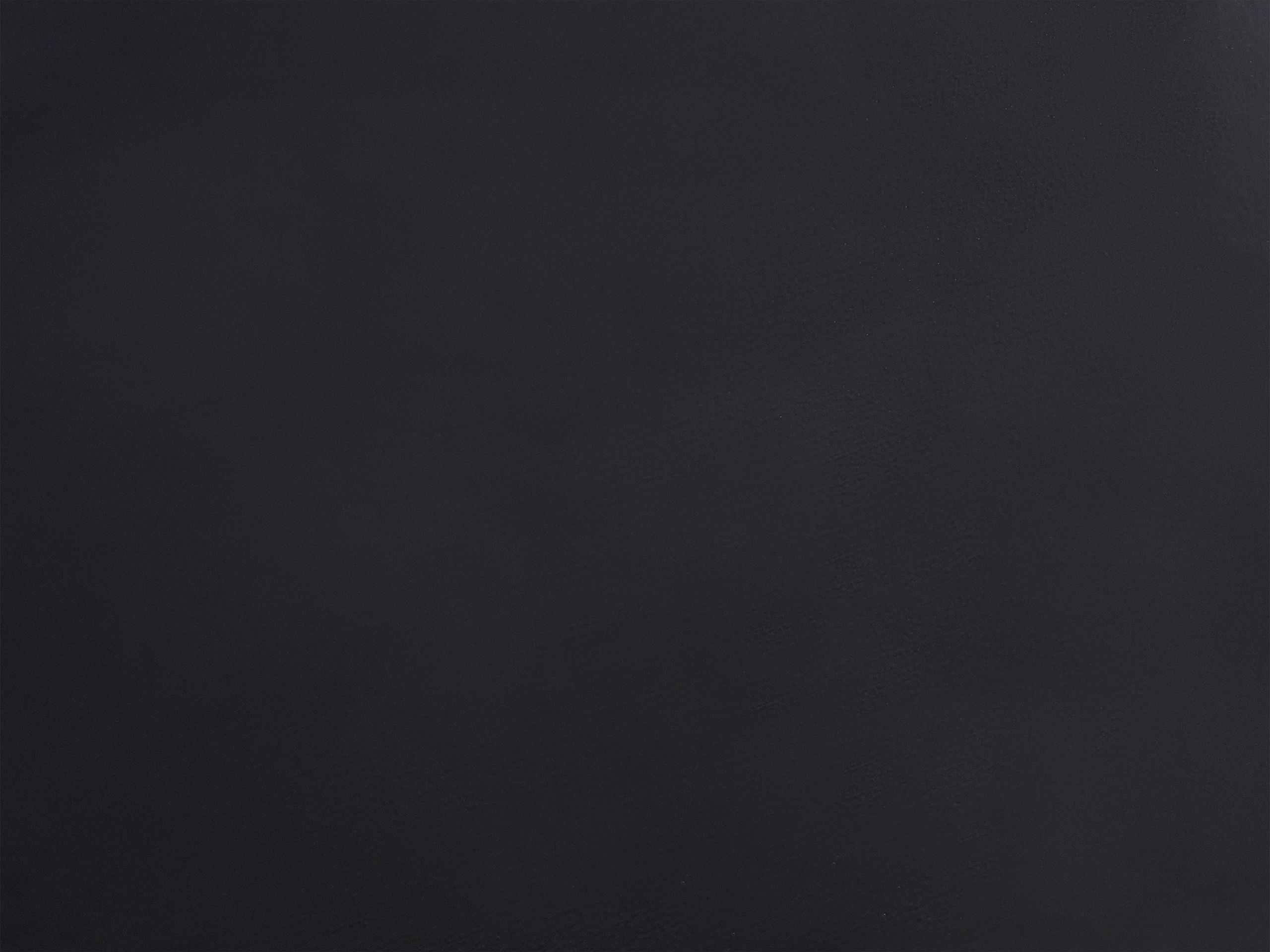 Lova Berwyn 2751 (Juoda)