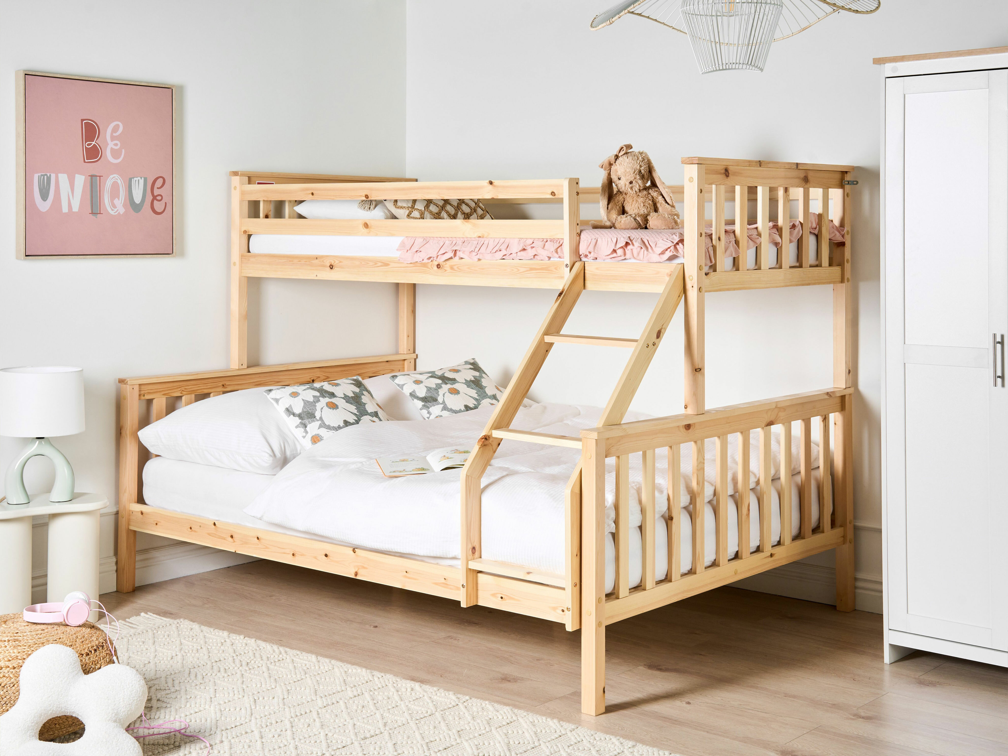 Dviaukštė lova Berwyn 2729 (Šviesus medis)